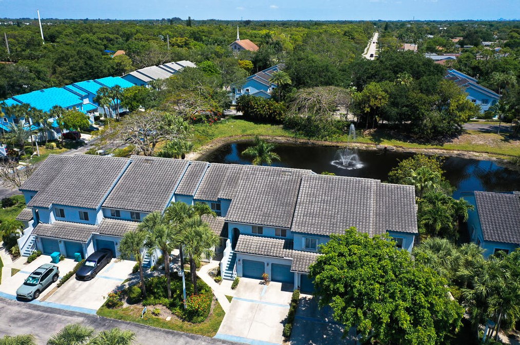 9777 Nickels Blvd, Boynton Beach FL  33436-3980 exterior