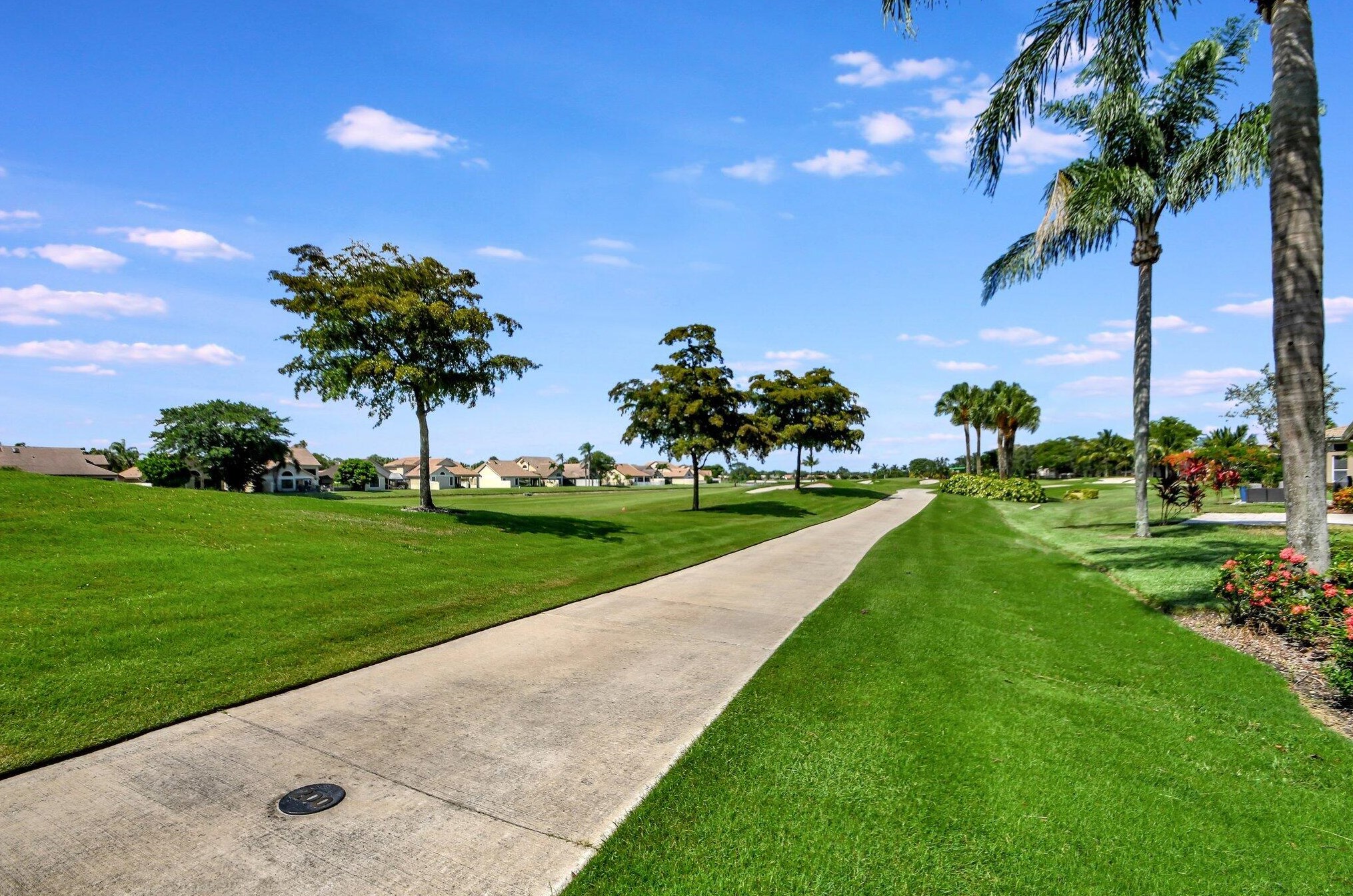 6907 Cairnwell Dr, Boynton Beach FL 33472-2958 exterior