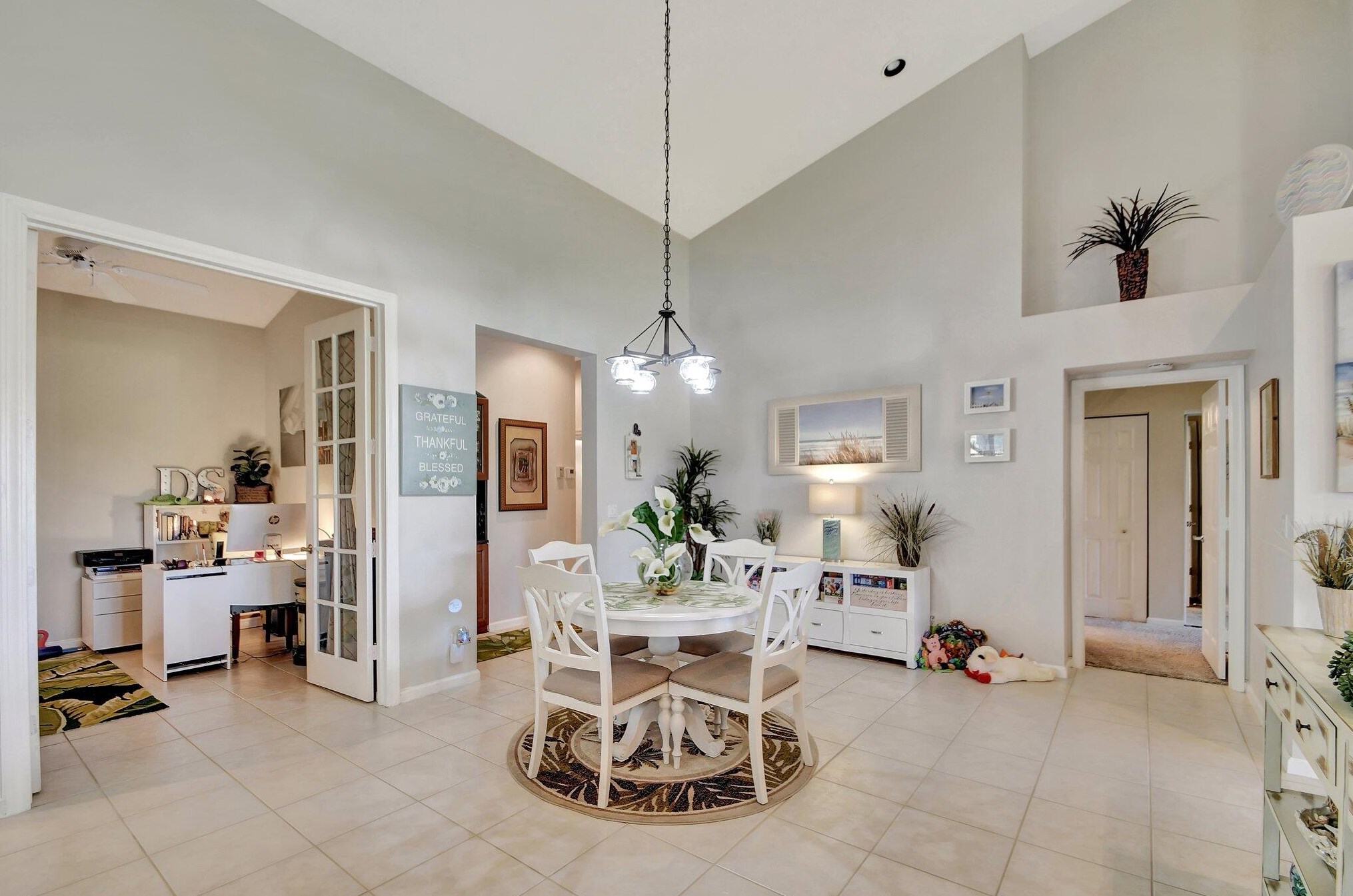 6907 Cairnwell Dr, Boynton Beach FL 33472-2958 exterior