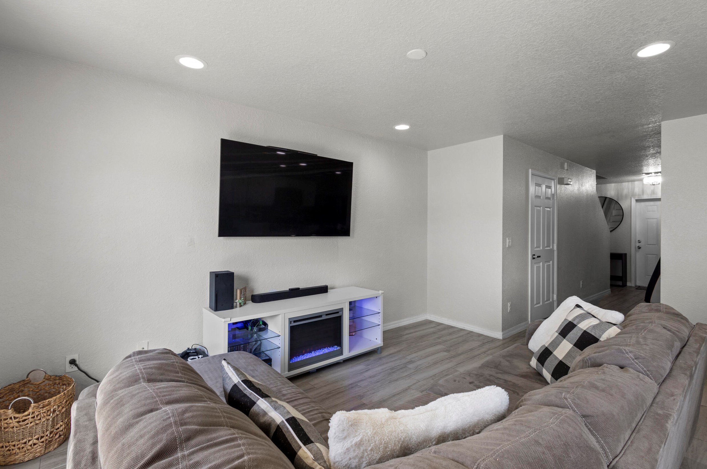 2250 Rockport Rd, Fort Pierce FL  34953-4375 exterior