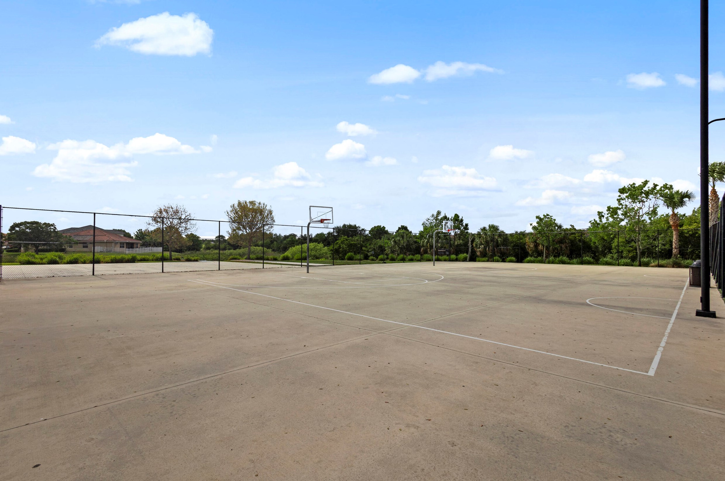 2250 Rockport Rd, Fort Pierce FL  34953-4375 exterior