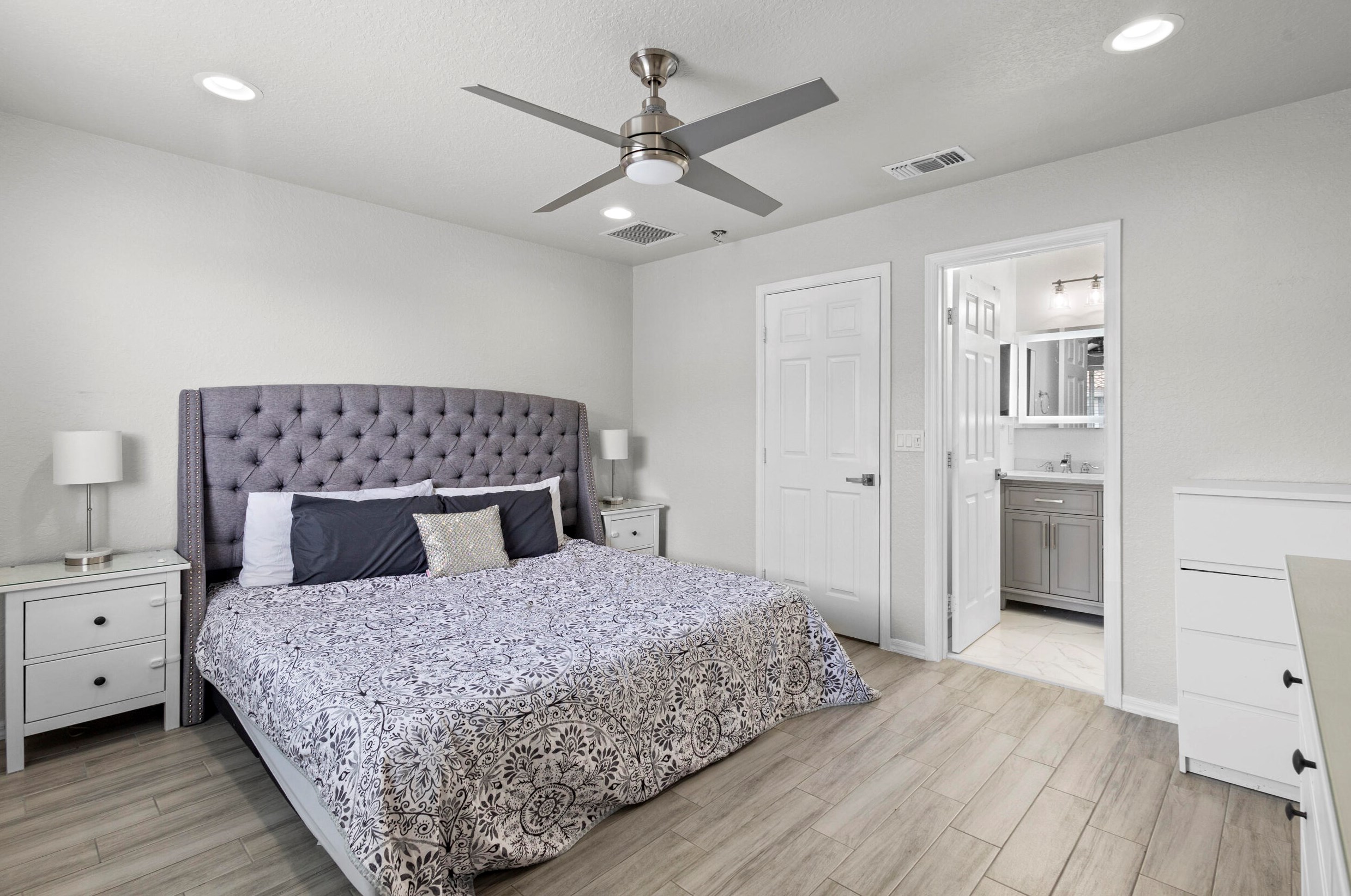 2250 Rockport Rd, Fort Pierce FL  34953-4375 exterior