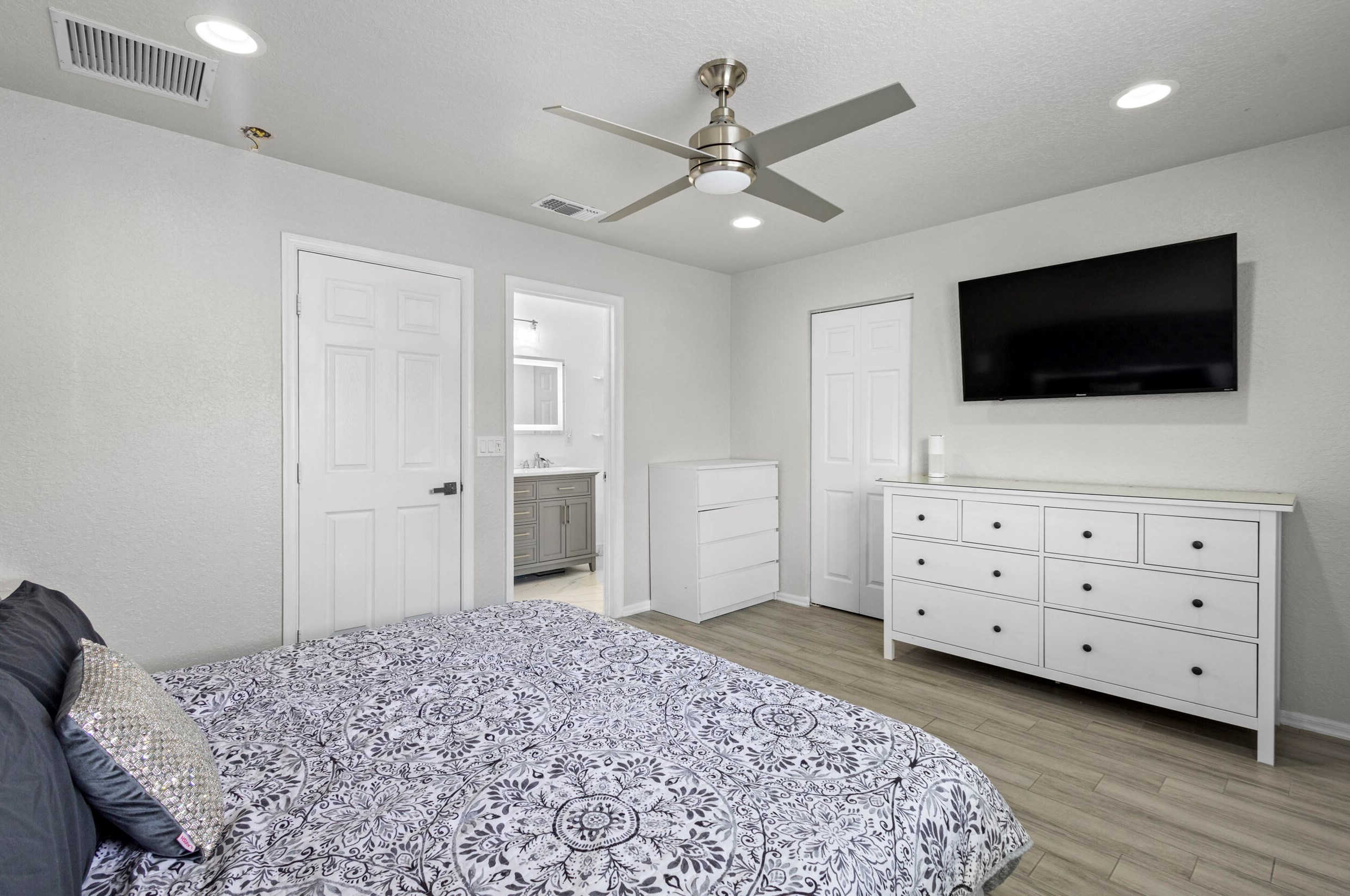 2250 Rockport Rd, Fort Pierce FL  34953-4375 exterior