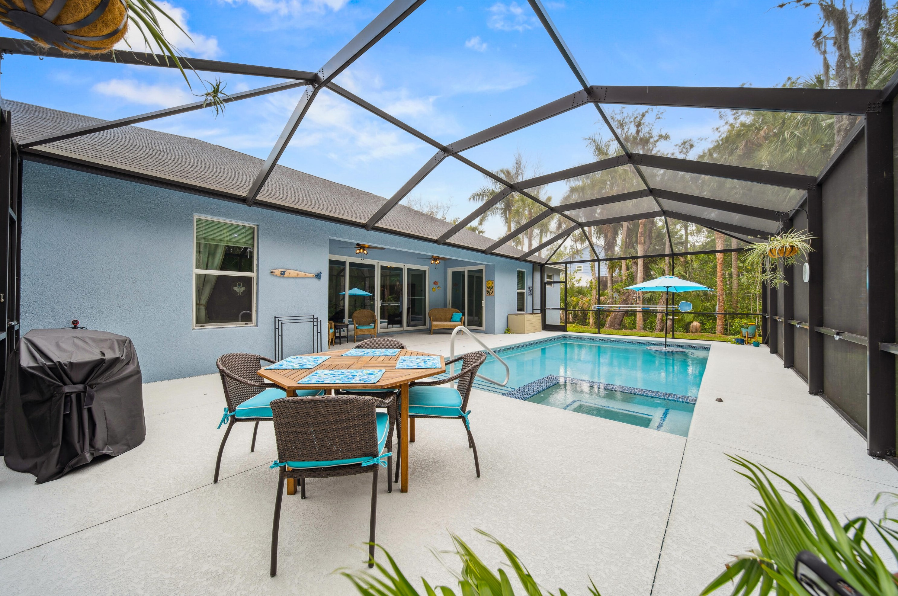 2205 Riv Hammock Ln, Fort Pierce FL exterior