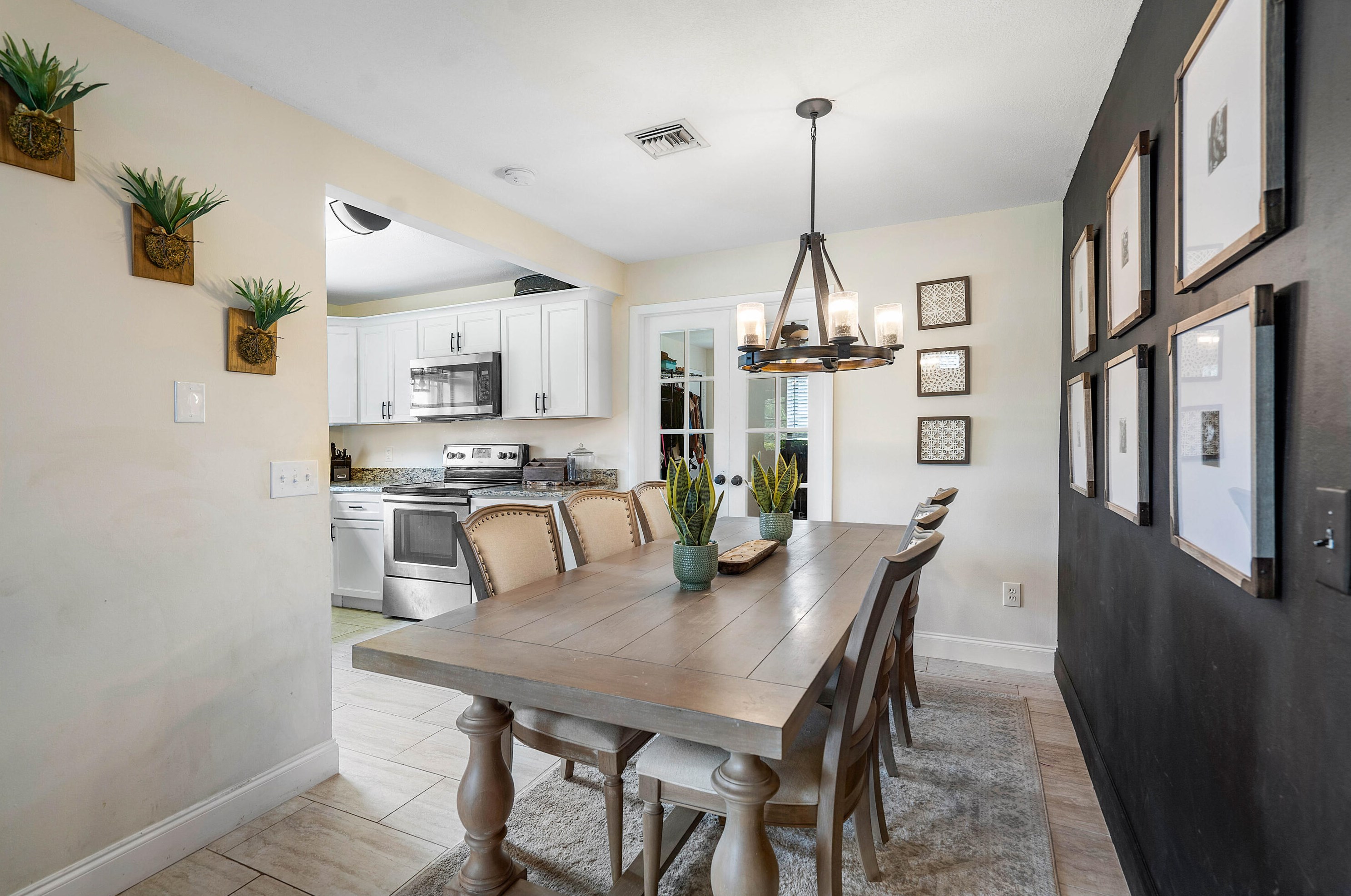 237 Martin Ave, Lake Worth FL  33463-2029 exterior