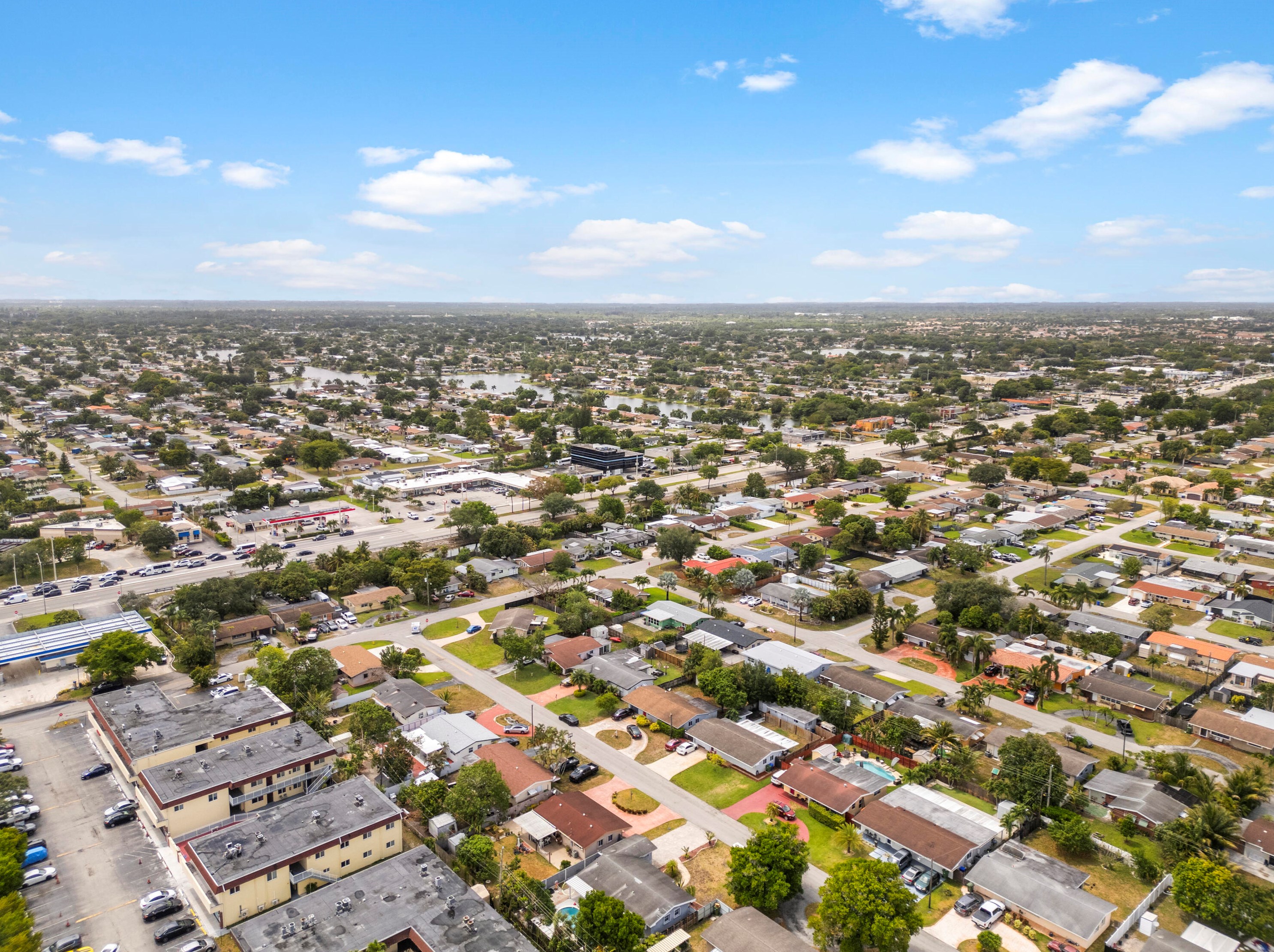 7930 10 St, Hollywood FL 33024-5001 exterior