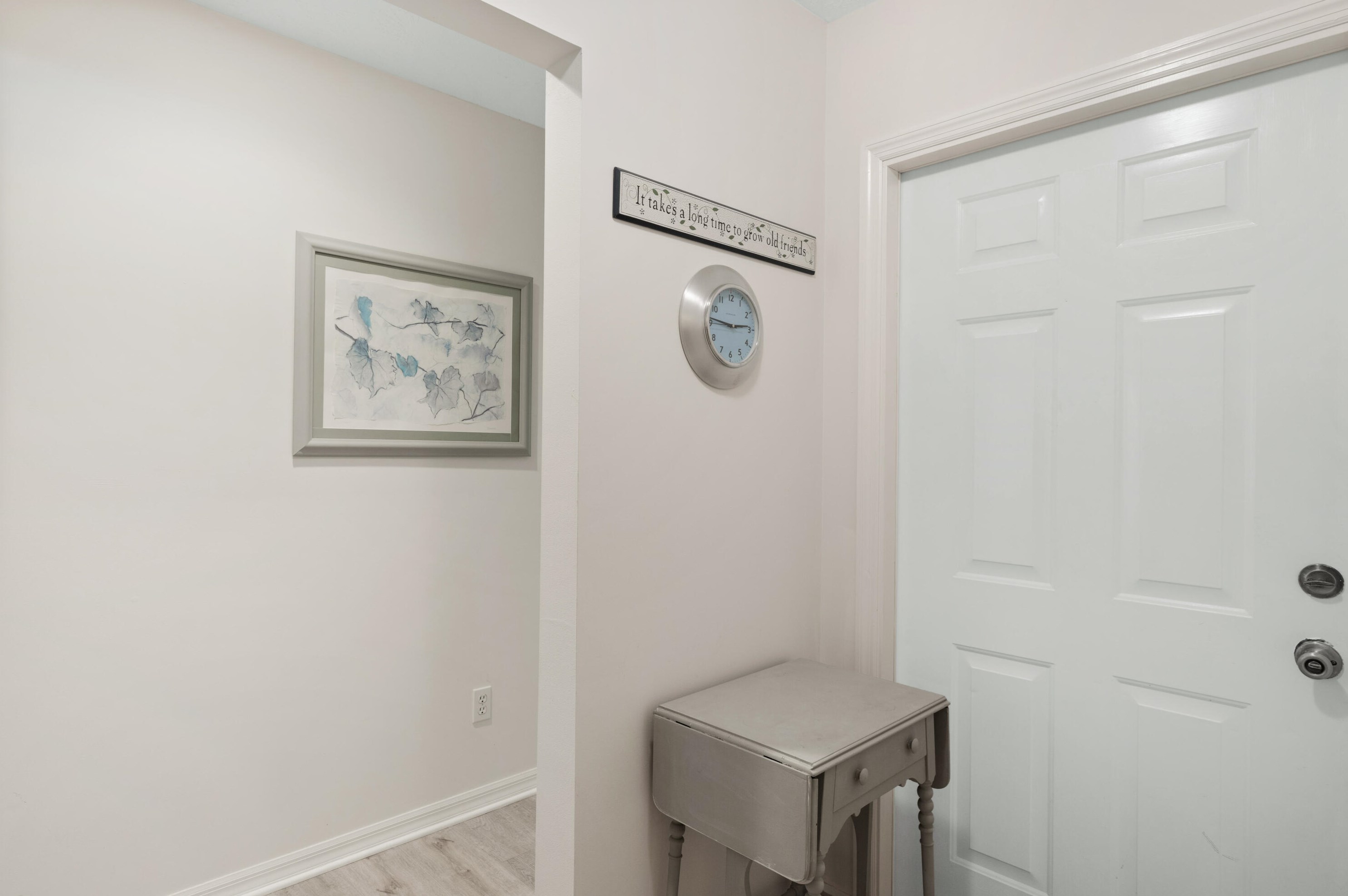 8805 Coquina Ave, Fort Pierce FL 34951-1088 exterior