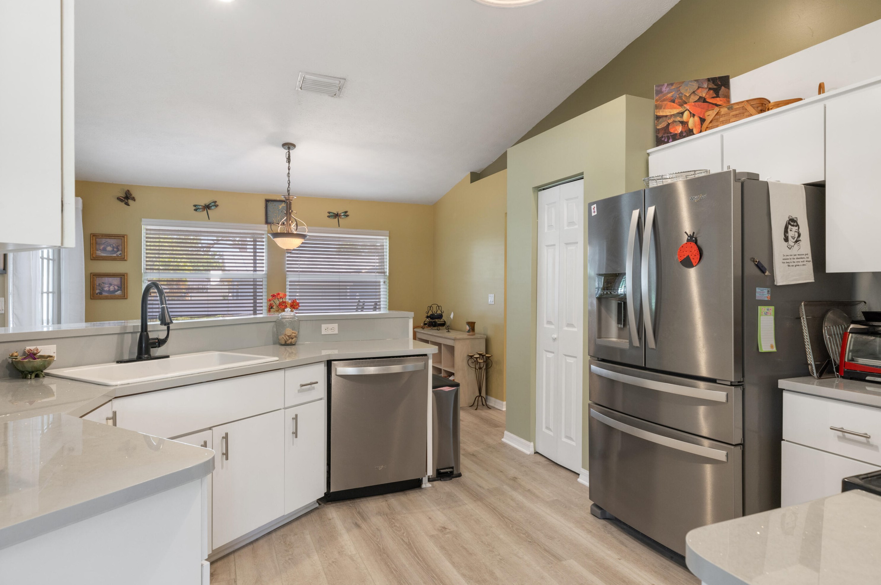 8805 Coquina Ave, Fort Pierce FL 34951-1088 exterior