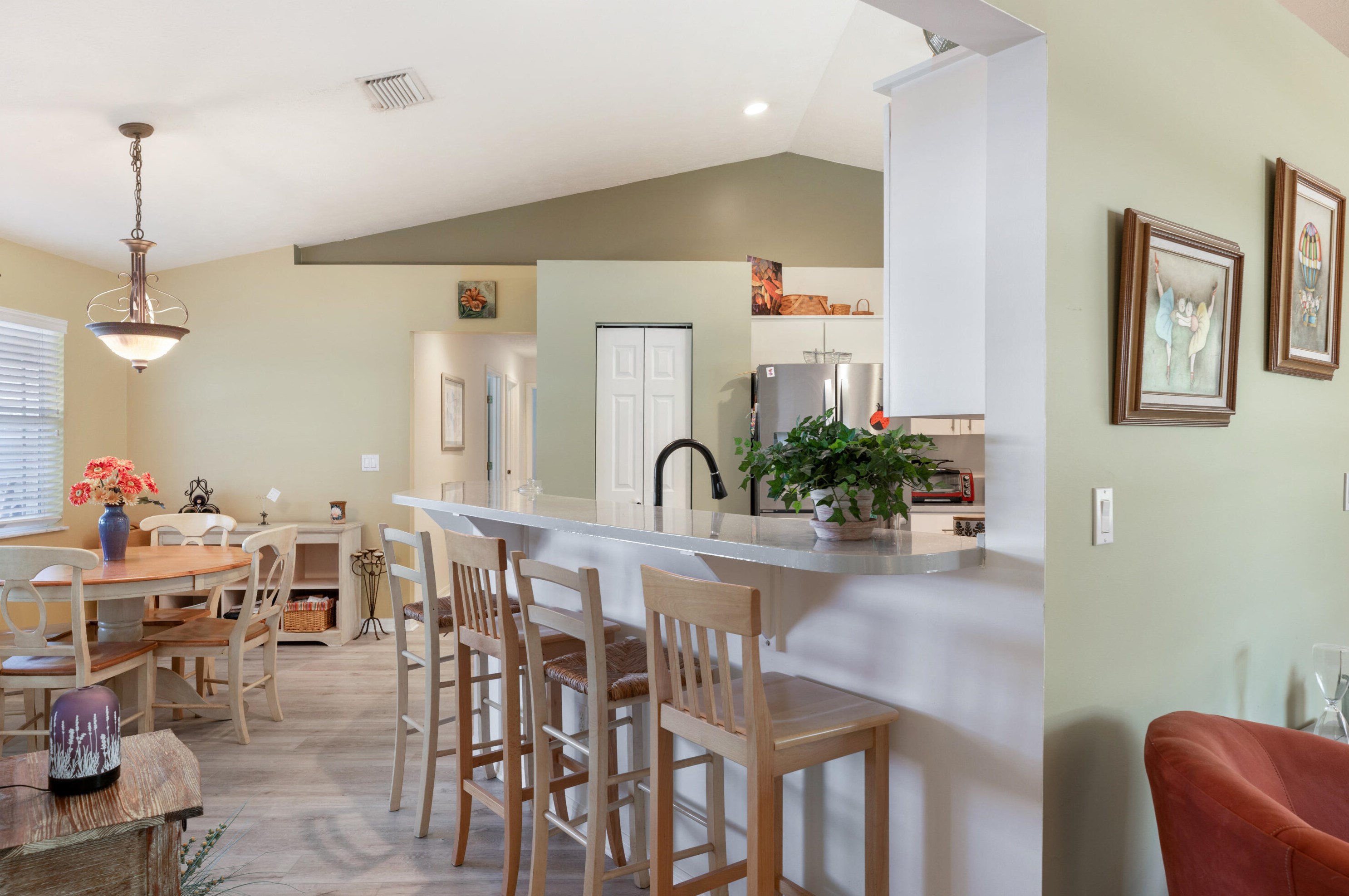 8805 Coquina Ave, Fort Pierce FL 34951-1088 exterior