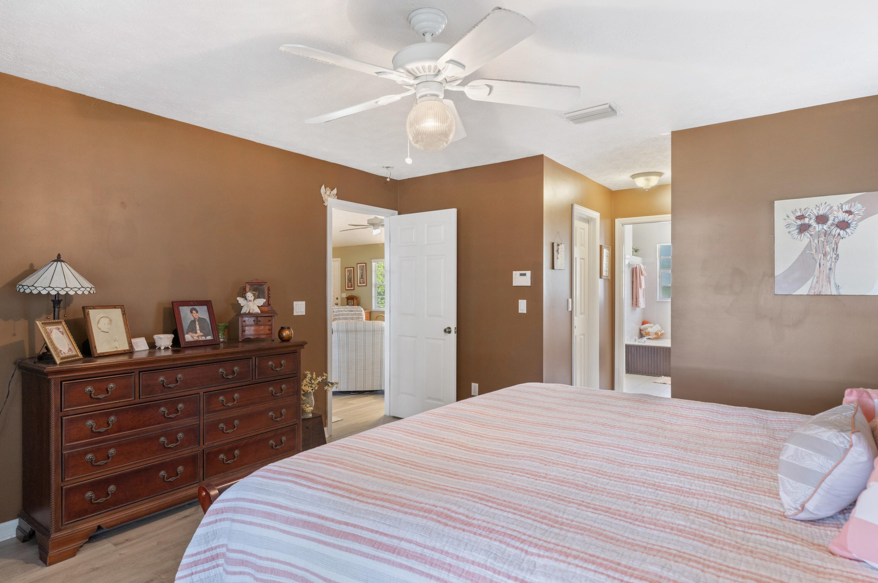 8805 Coquina Ave, Fort Pierce FL 34951-1088 exterior