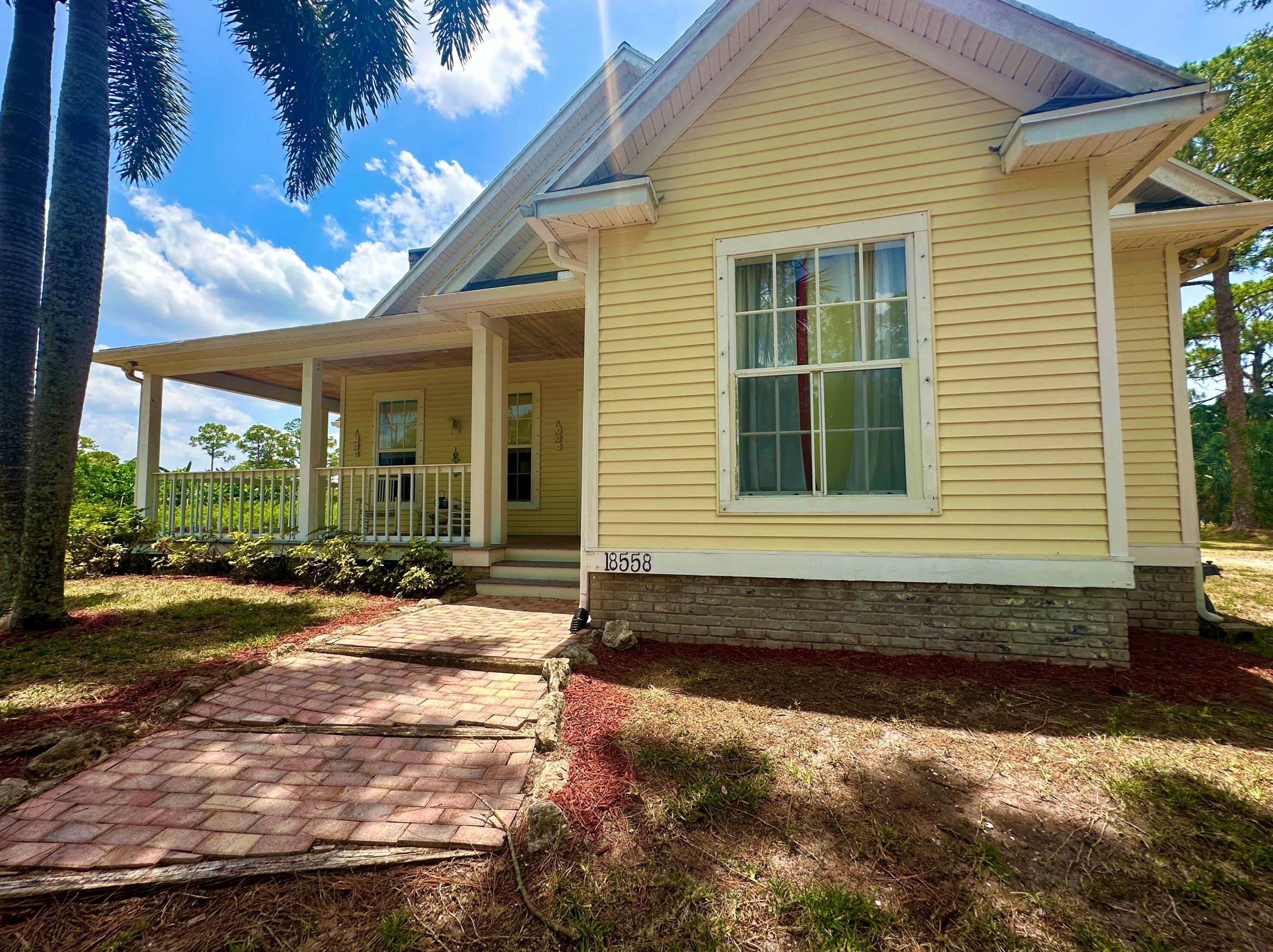 18558 91st Pl, Town Of Loxahatchee Groves FL  33470-5119 exterior