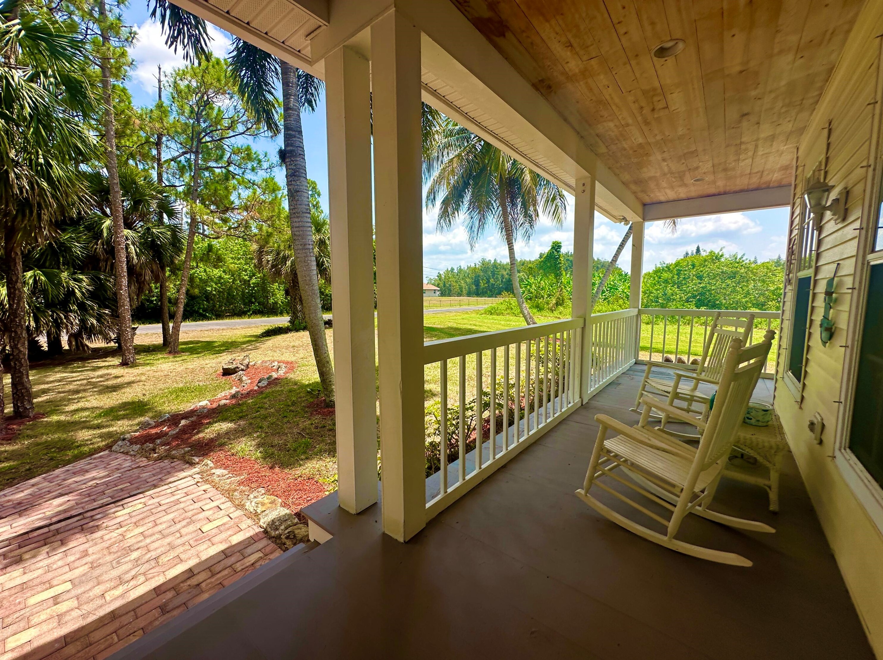 18558 91st Pl, Town Of Loxahatchee Groves FL  33470-5119 exterior