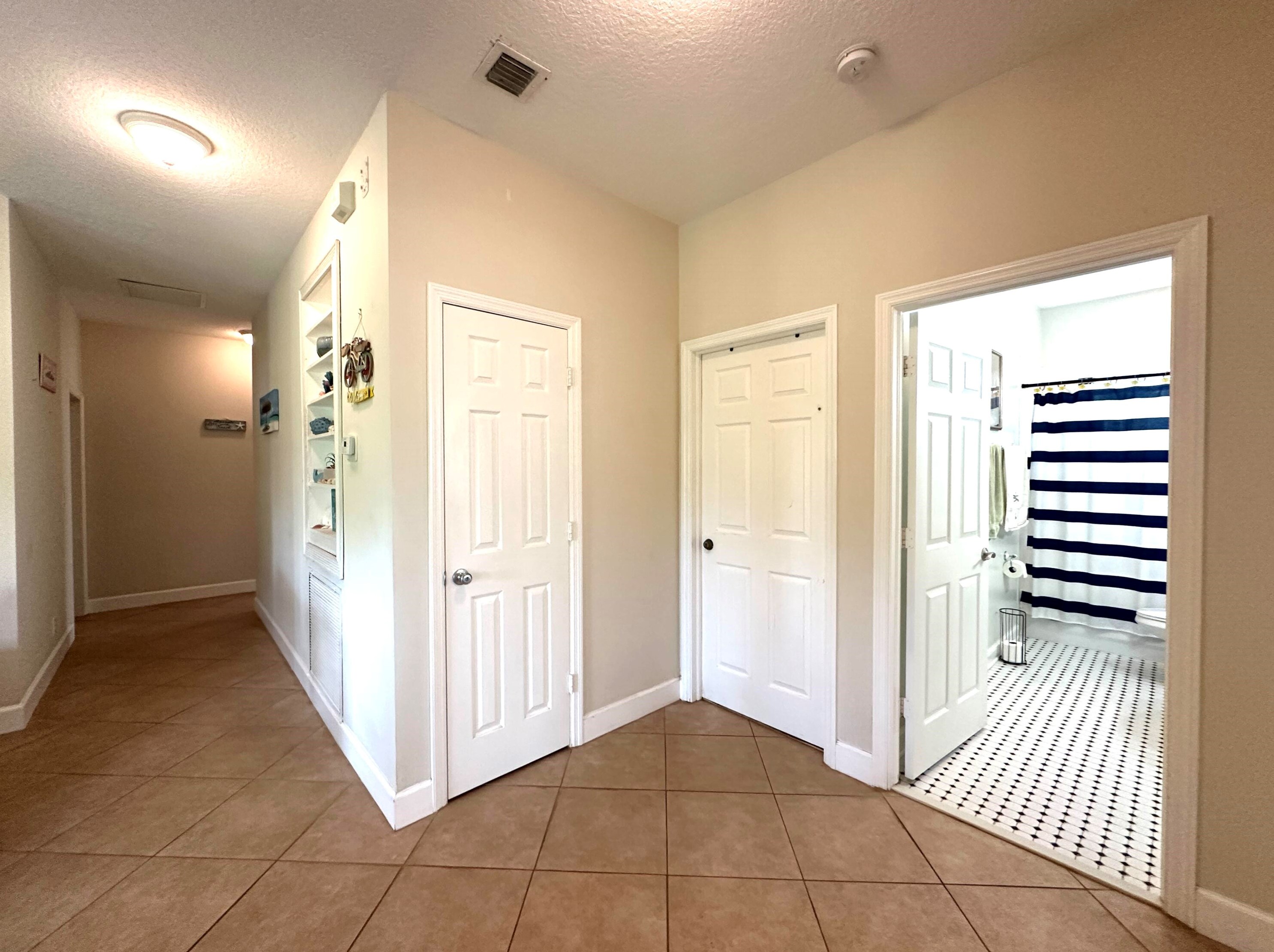 18558 91st Pl, Town Of Loxahatchee Groves FL  33470-5119 exterior