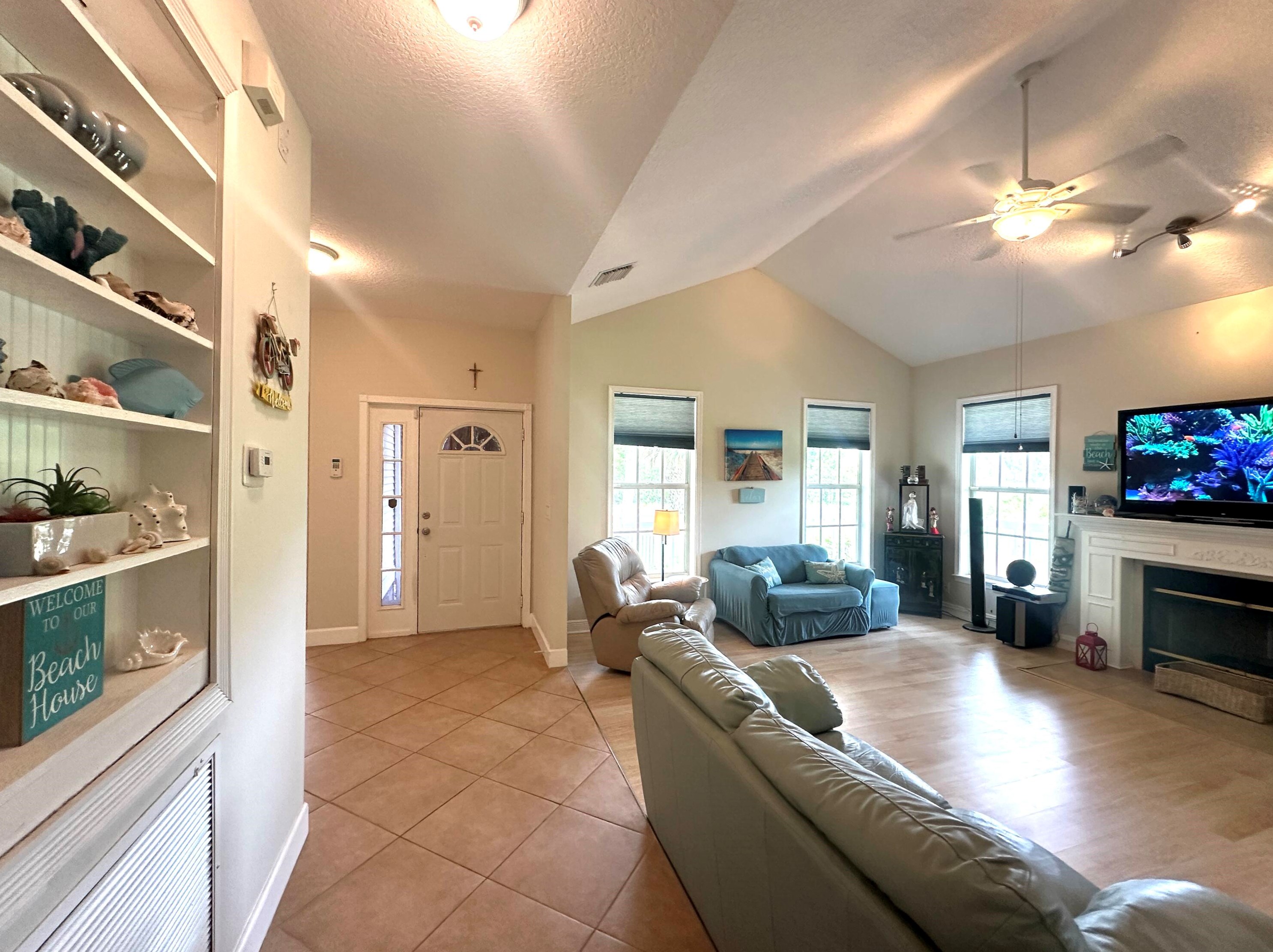 18558 91st Pl, Town Of Loxahatchee Groves FL  33470-5119 exterior