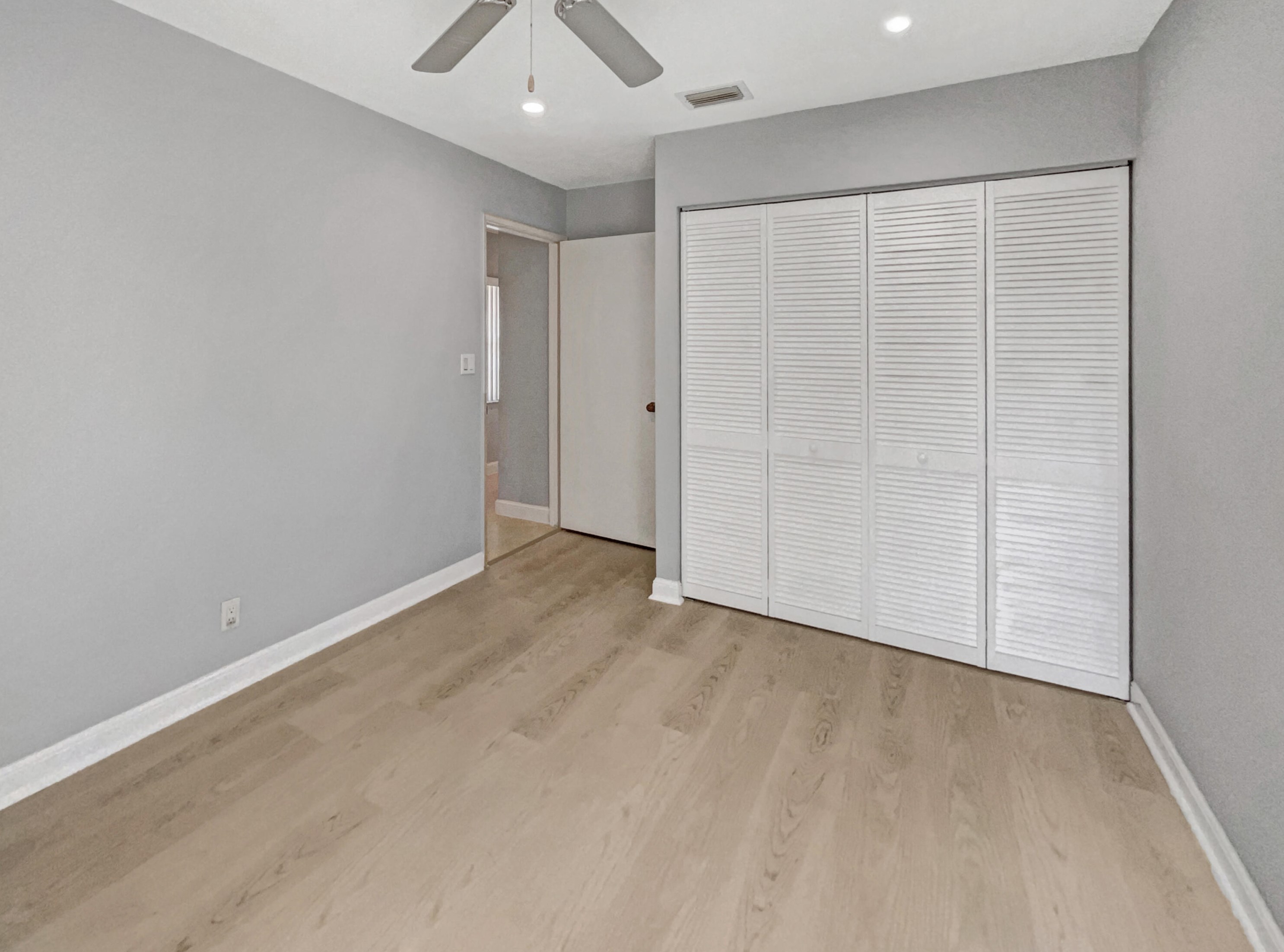 21054 Country Crk Dr, Boca Raton FL 33428-1147 exterior