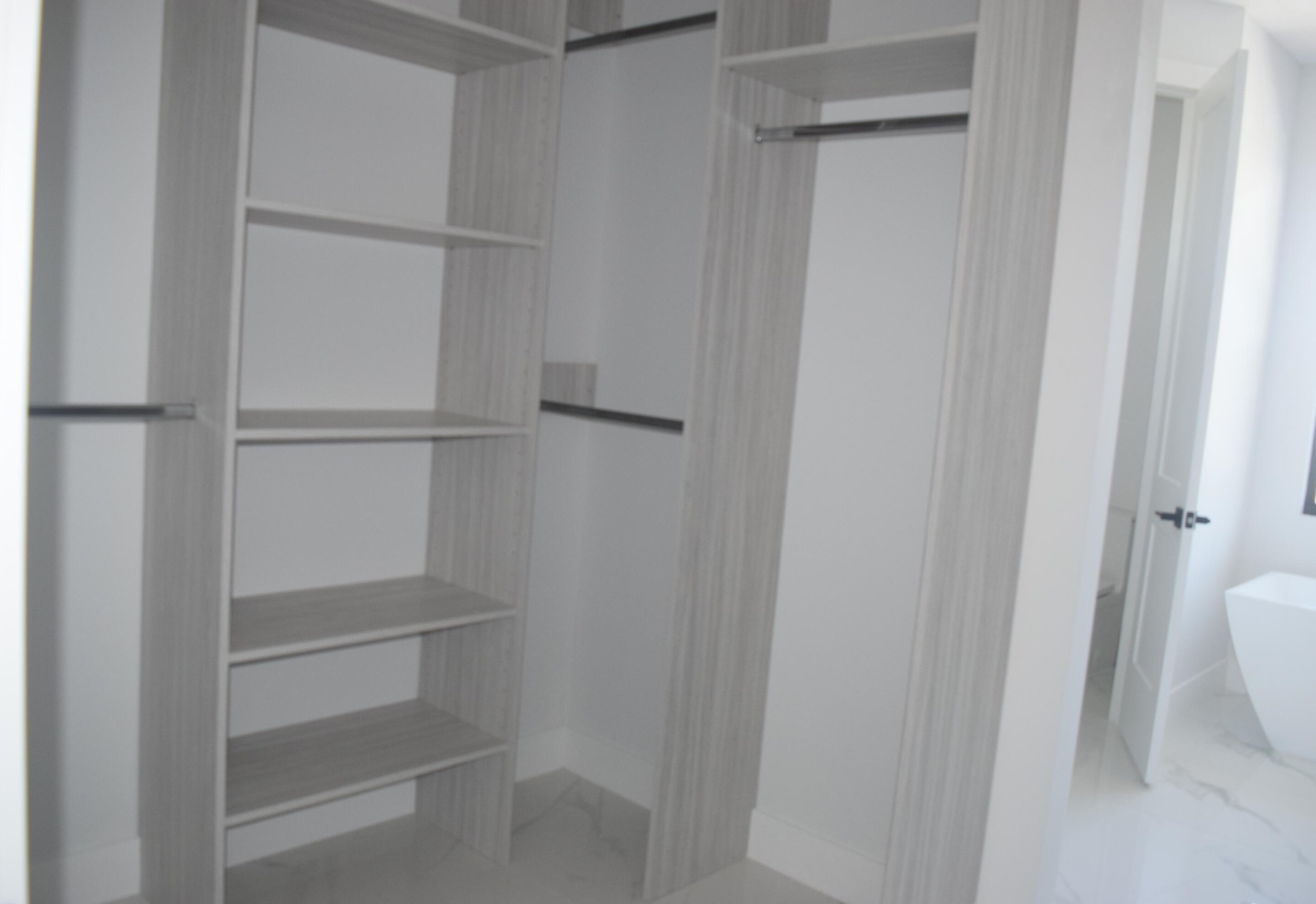 5381 Dell Ct, Fort Pierce FL 34986-2746 exterior