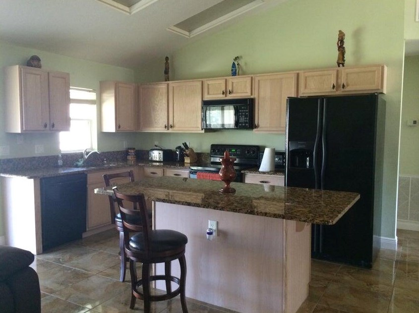 2026 Parrot St, Fort Pierce FL  34952-6757 exterior