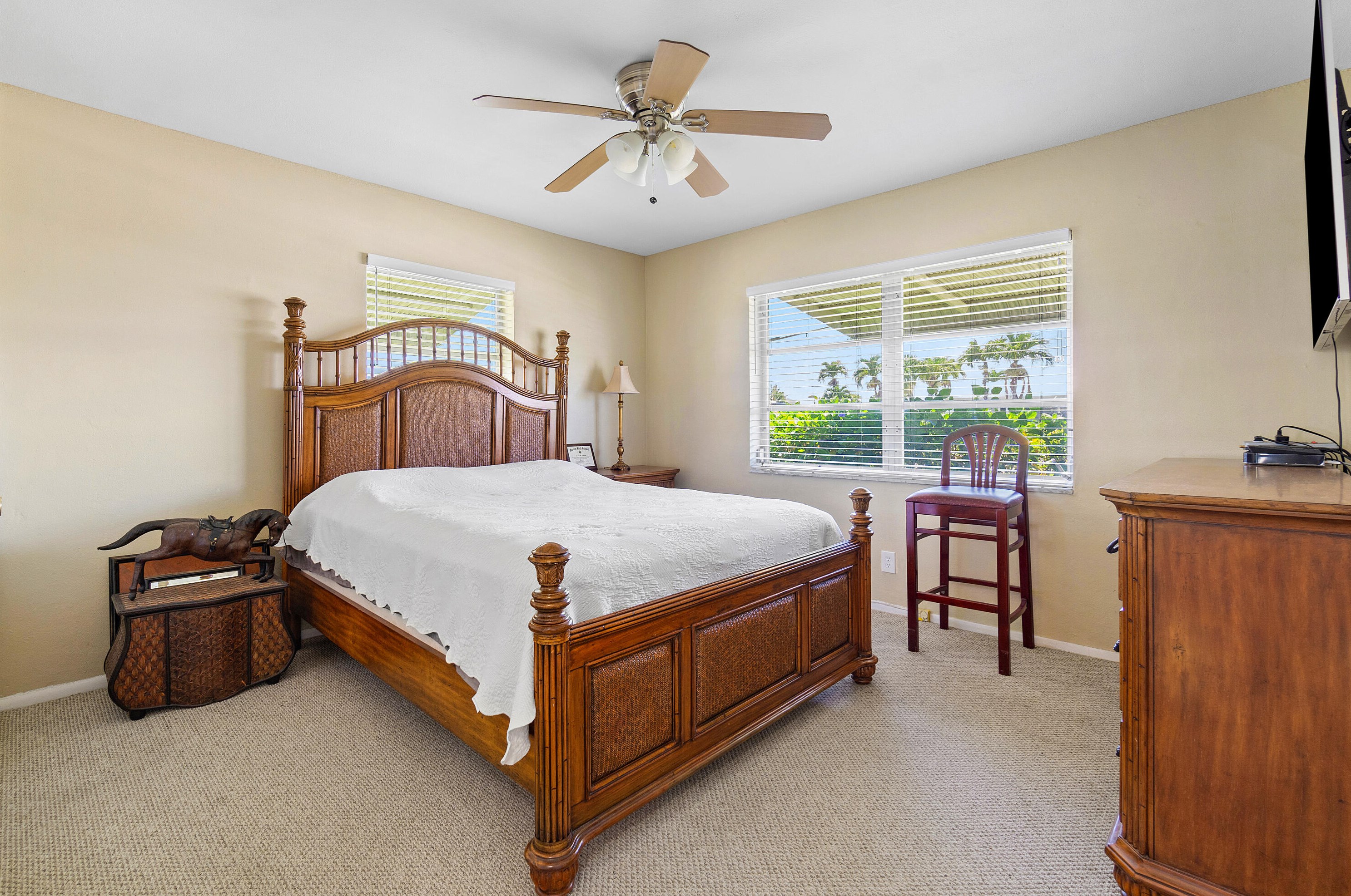 120 Leisureville Blvd, Boynton Beach FL 33426-4351 exterior