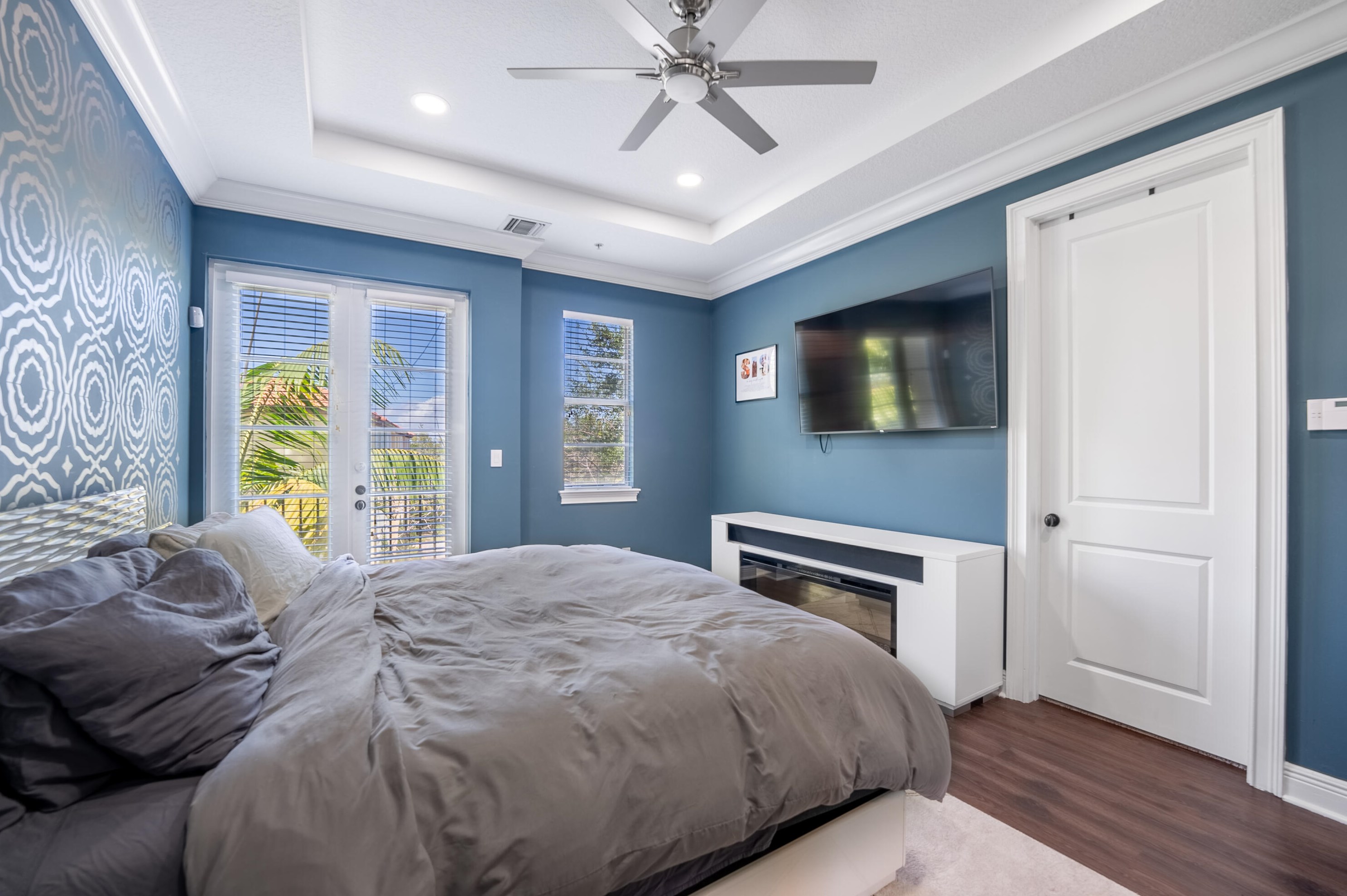 15 Via Floresta Dr, Boca Raton FL 33487-1579 exterior