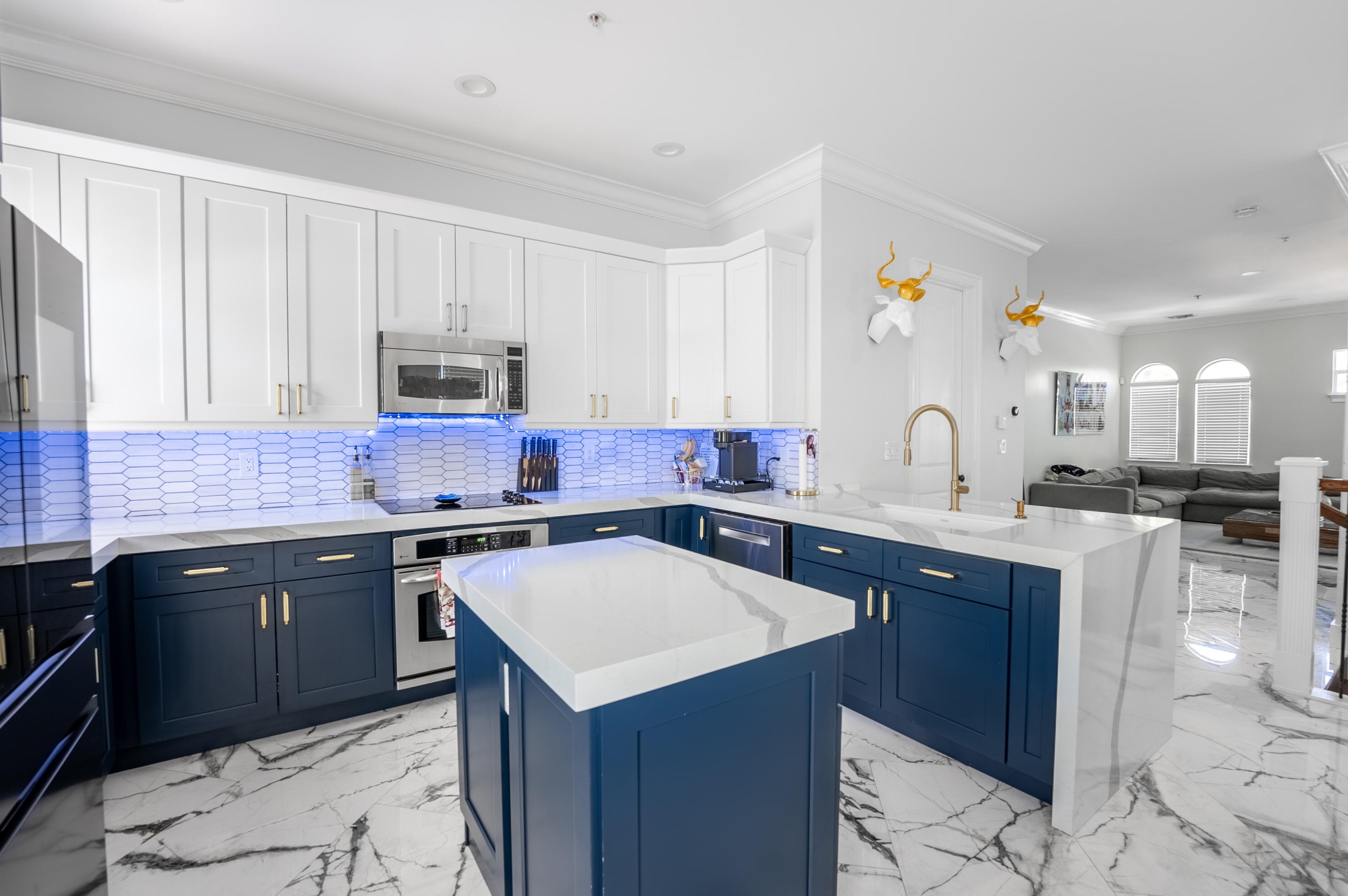 15 Via Floresta Dr, Boca Raton FL 33487-1579 exterior