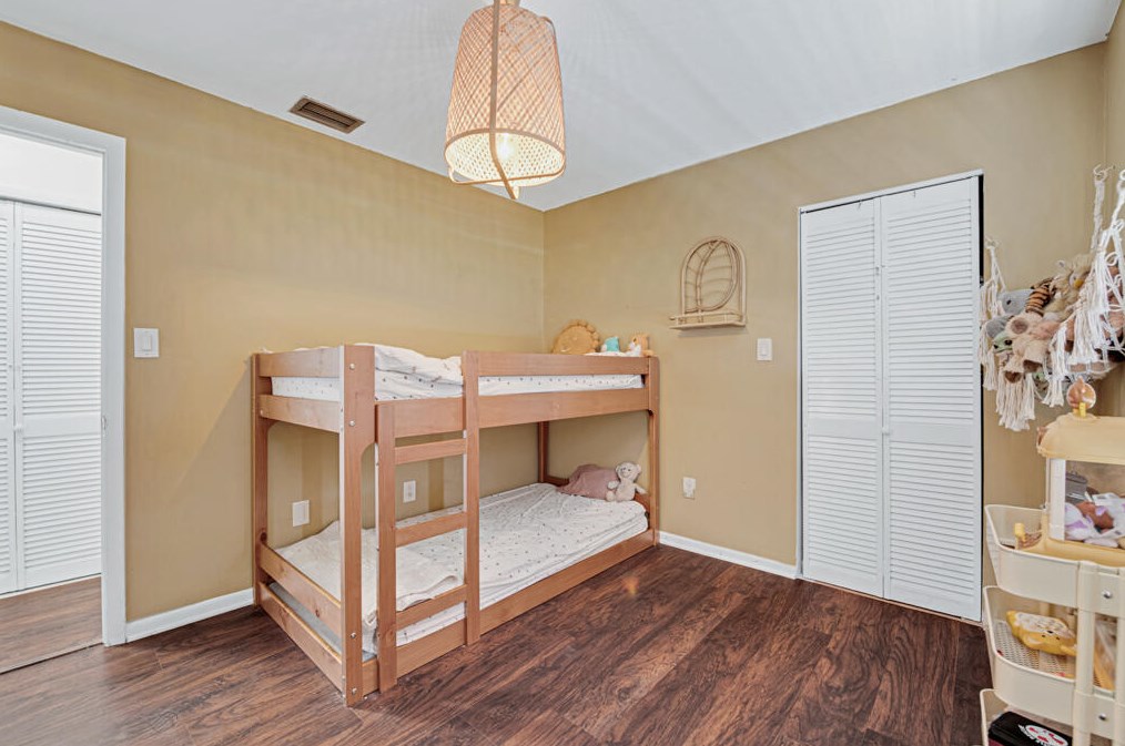 76 Westecunk Dr, West Palm Beach FL  33411-8252 exterior