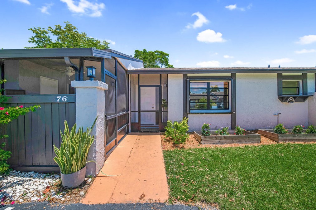 76 Westecunk Dr, West Palm Beach FL  33411-8252 exterior