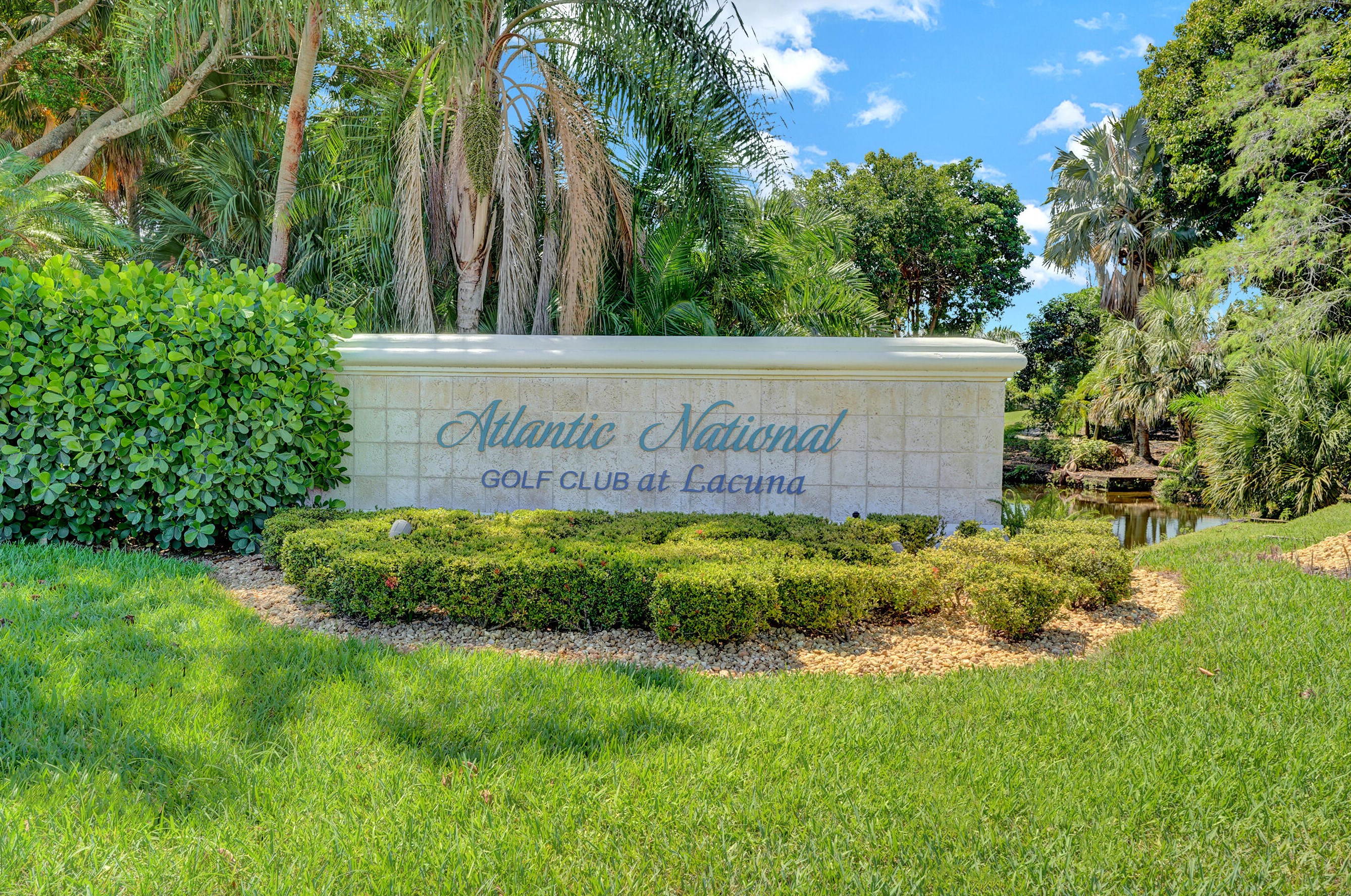 8176 Pelican Harbour Dr, Lake Worth FL  33467-6849 exterior