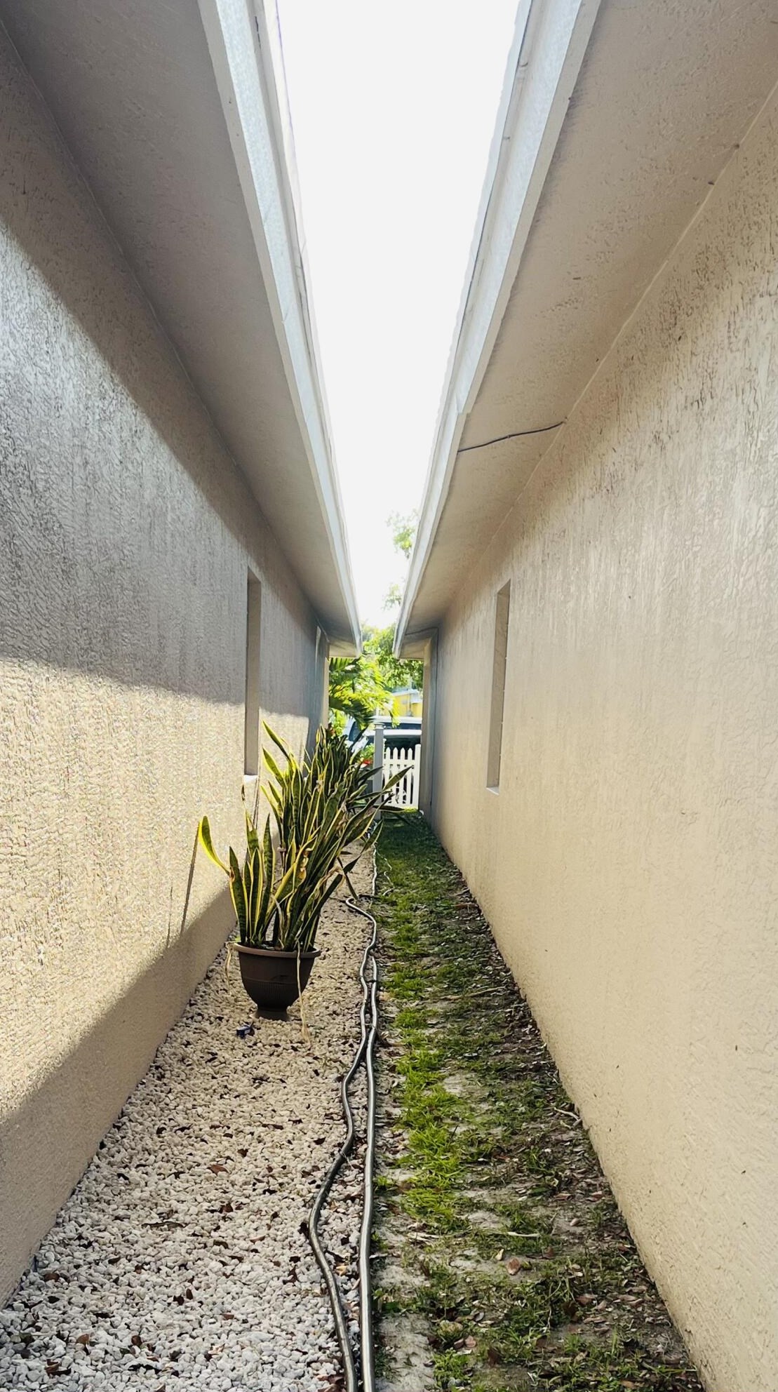 622 D St, Lake Worth FL  33460-2835 exterior