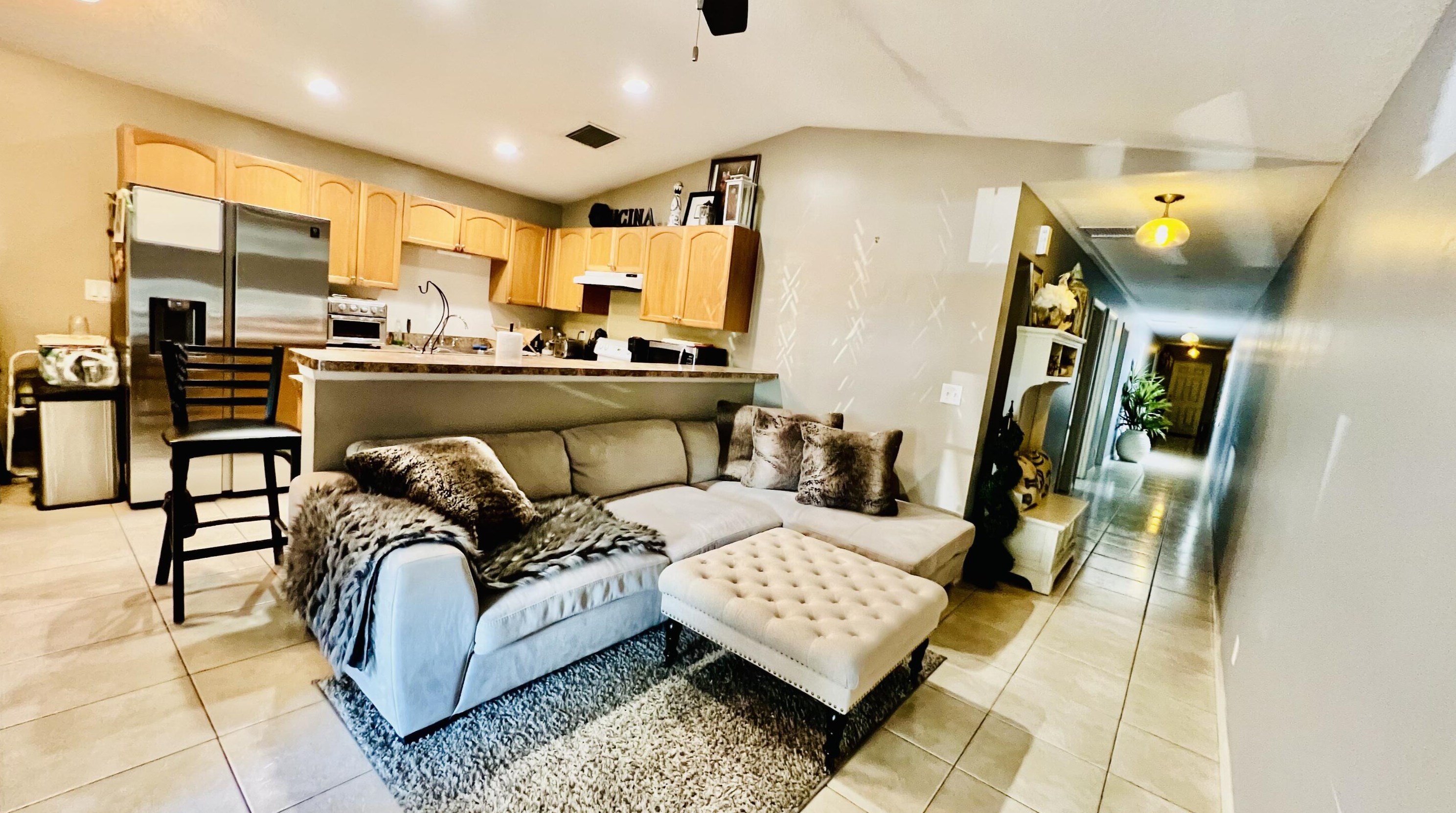 622 D St, Lake Worth FL  33460-2835 exterior