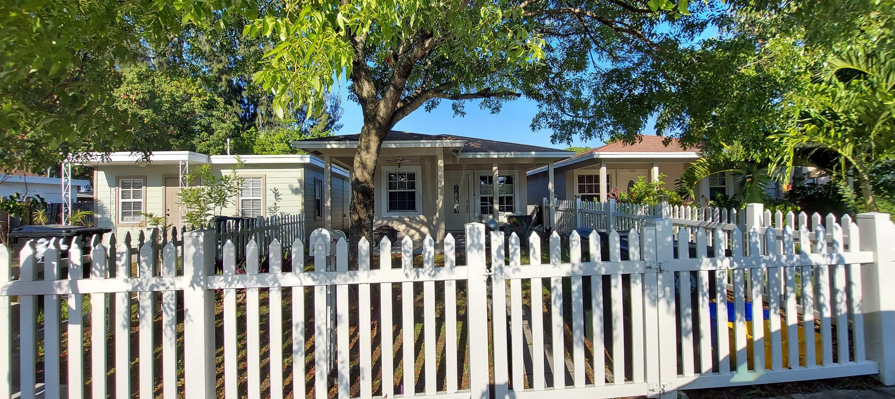 622 D St, Lake Worth FL  33460-2836 exterior