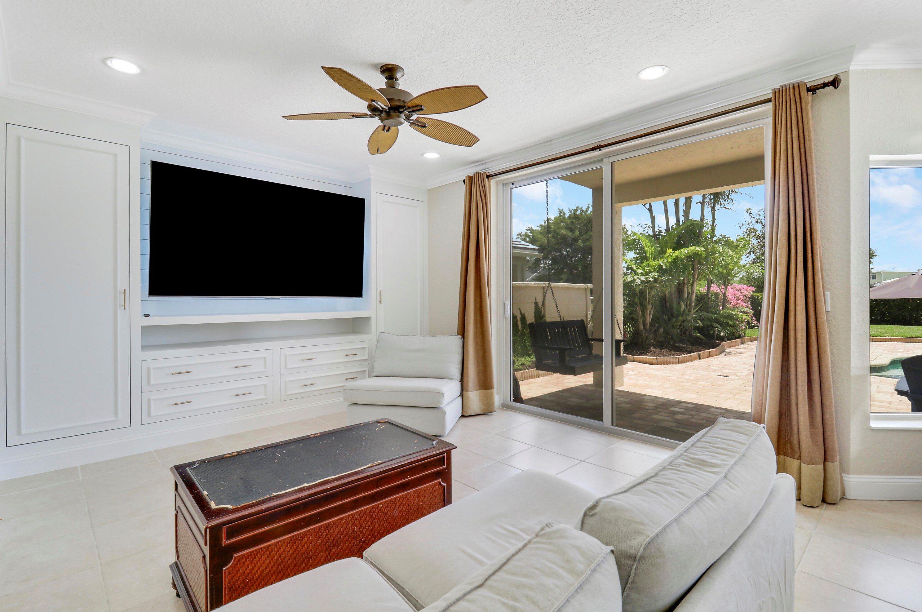 15138 Newquay Ct, West Palm Beach FL  33414-8371 exterior