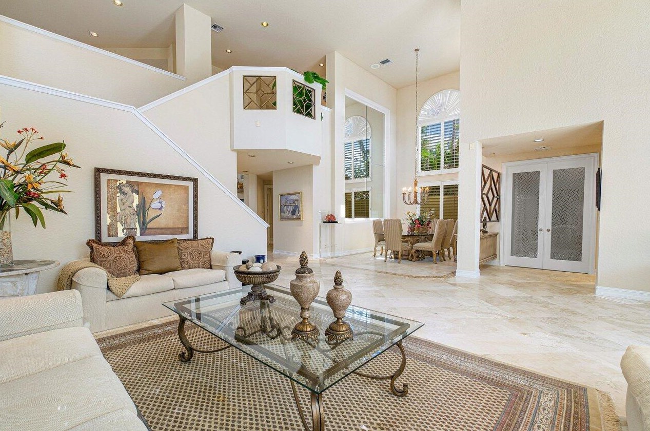 13 Is Dr, Boynton Beach FL 33435-3310 exterior