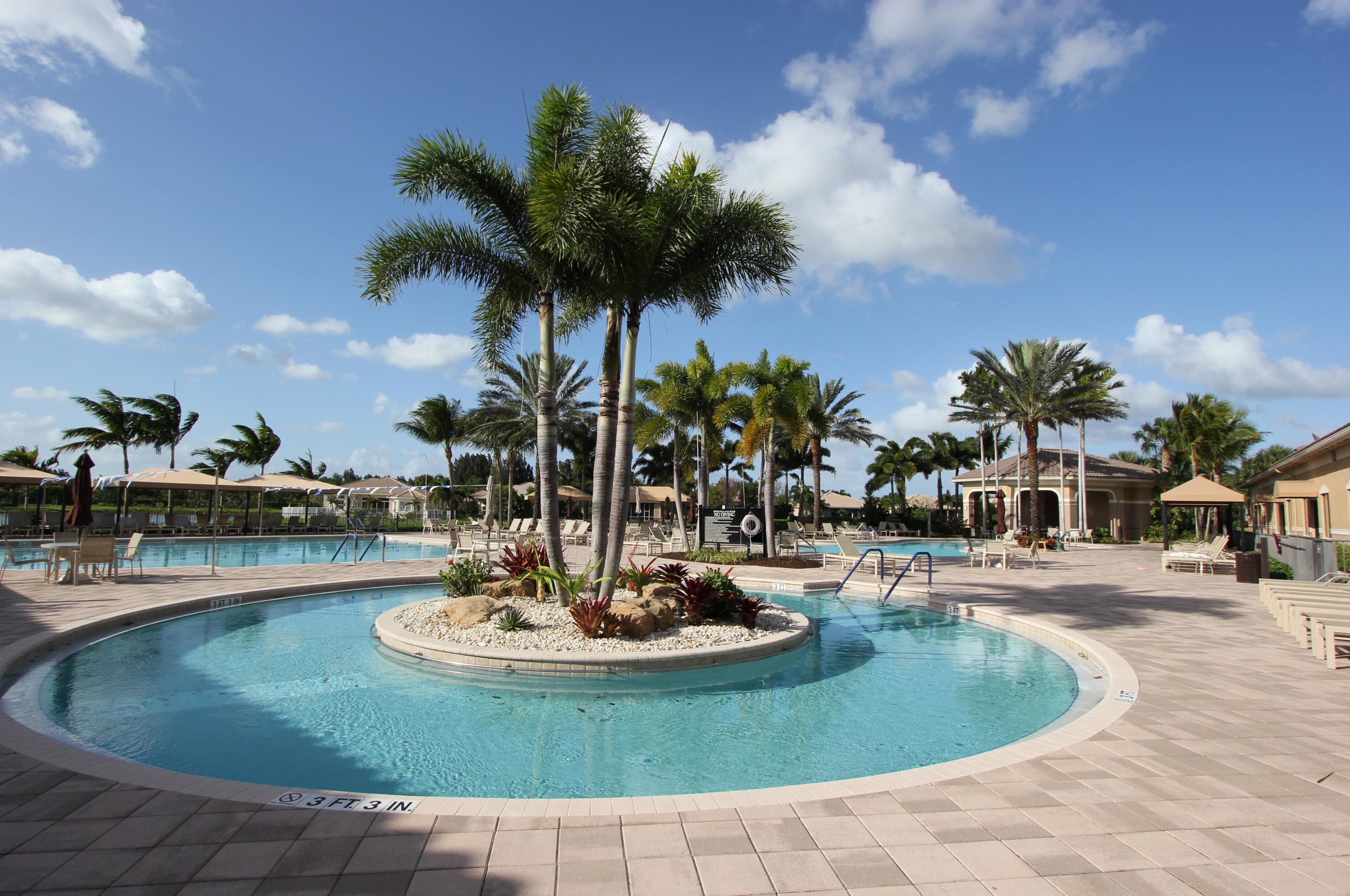 9809 Halston Mnr, Boynton Beach FL  33473-4977 exterior