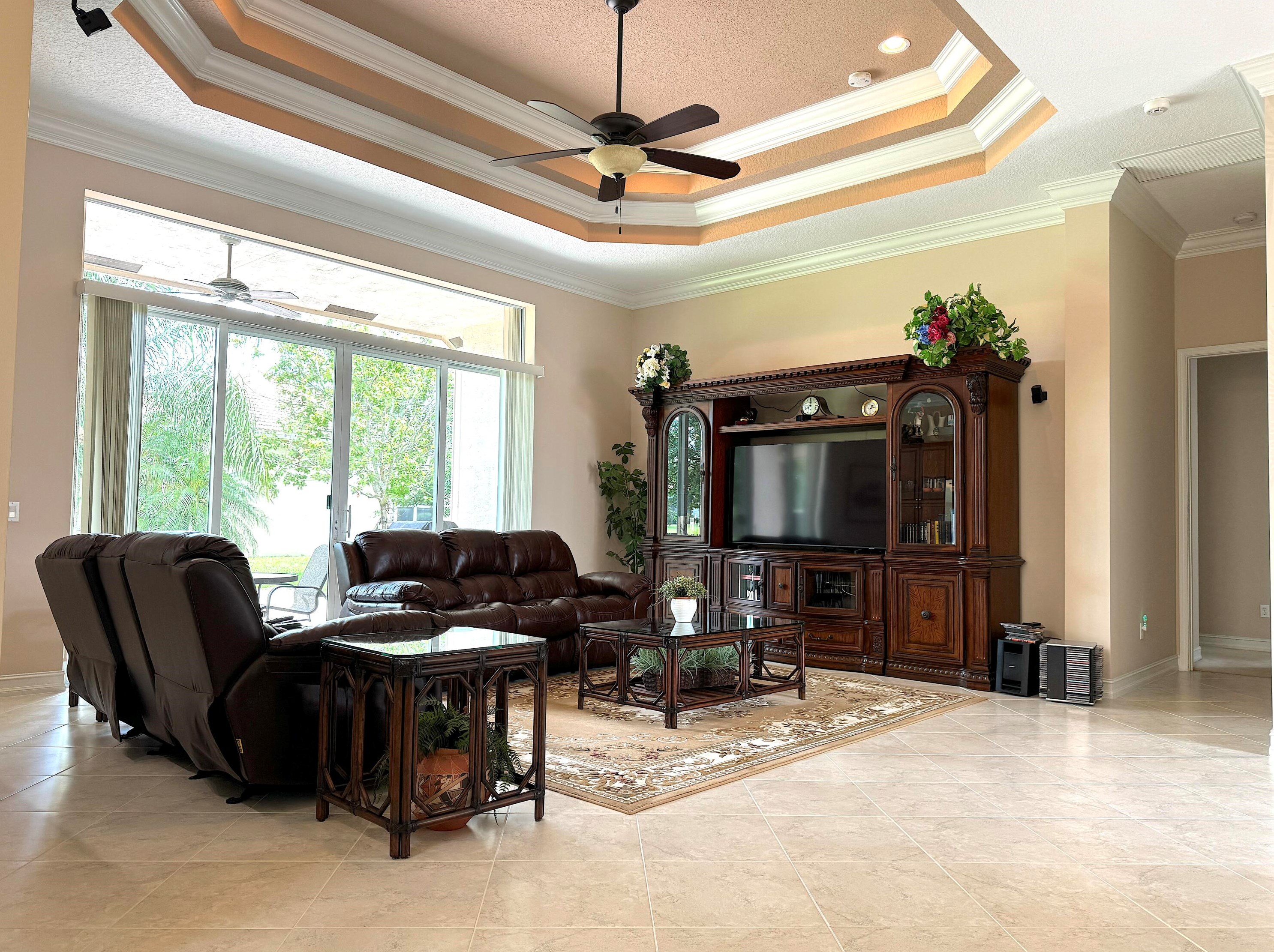 9809 Halston Mnr, Boynton Beach FL  33473-4977 exterior