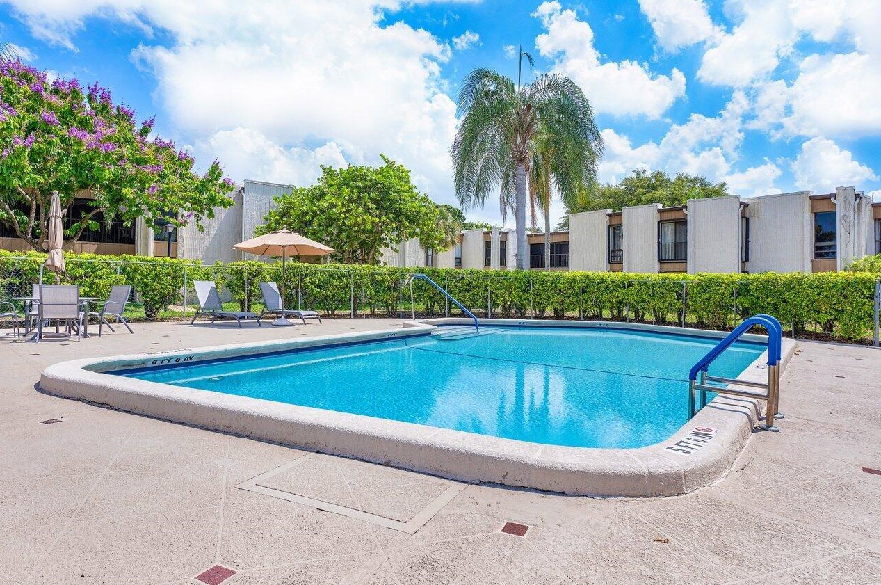 6668 Burning Wood Dr, Boca Raton FL  33433-5141 exterior