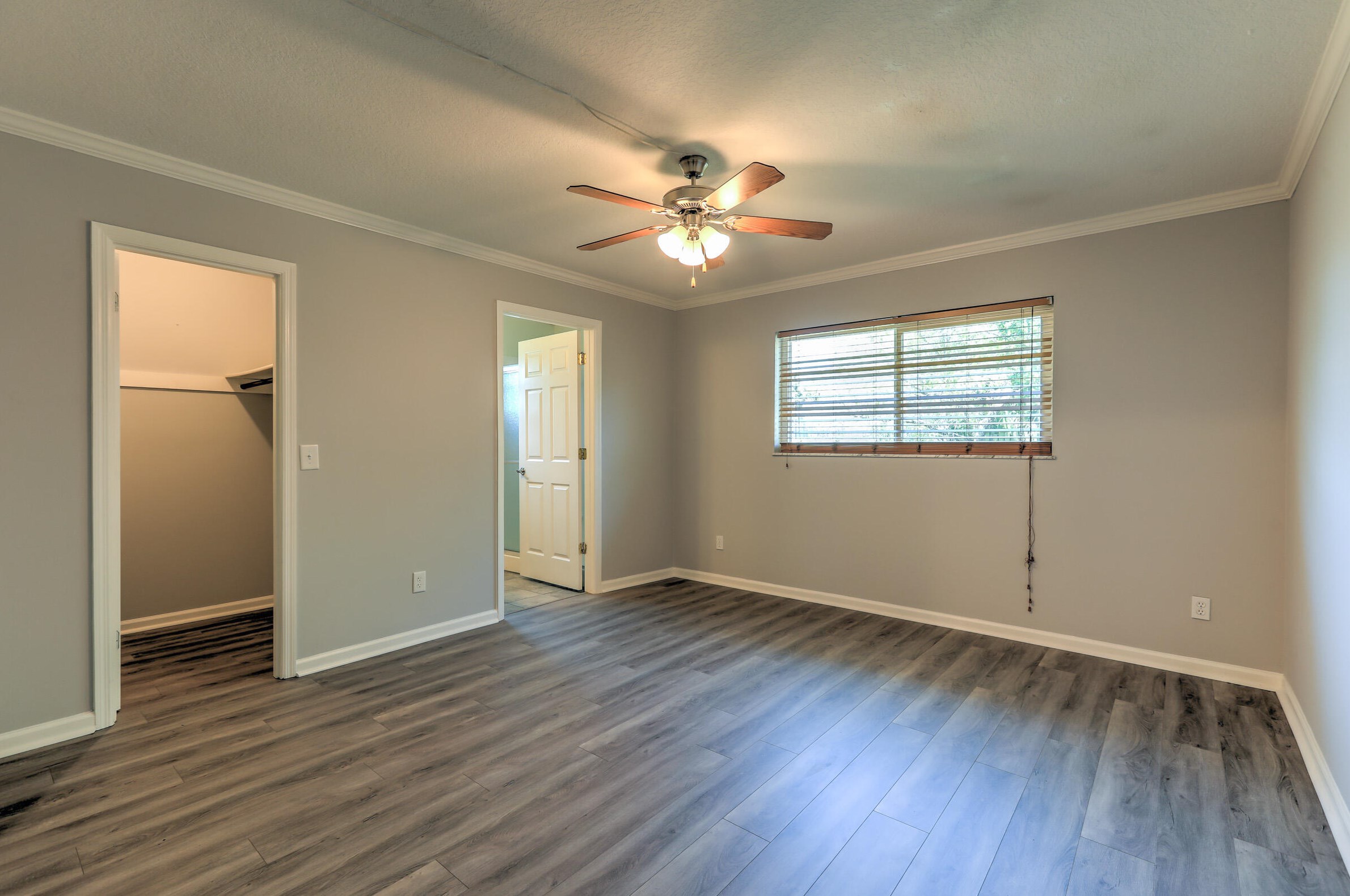 550 Anchor Ln, Fort Pierce FL  34983-2202 exterior