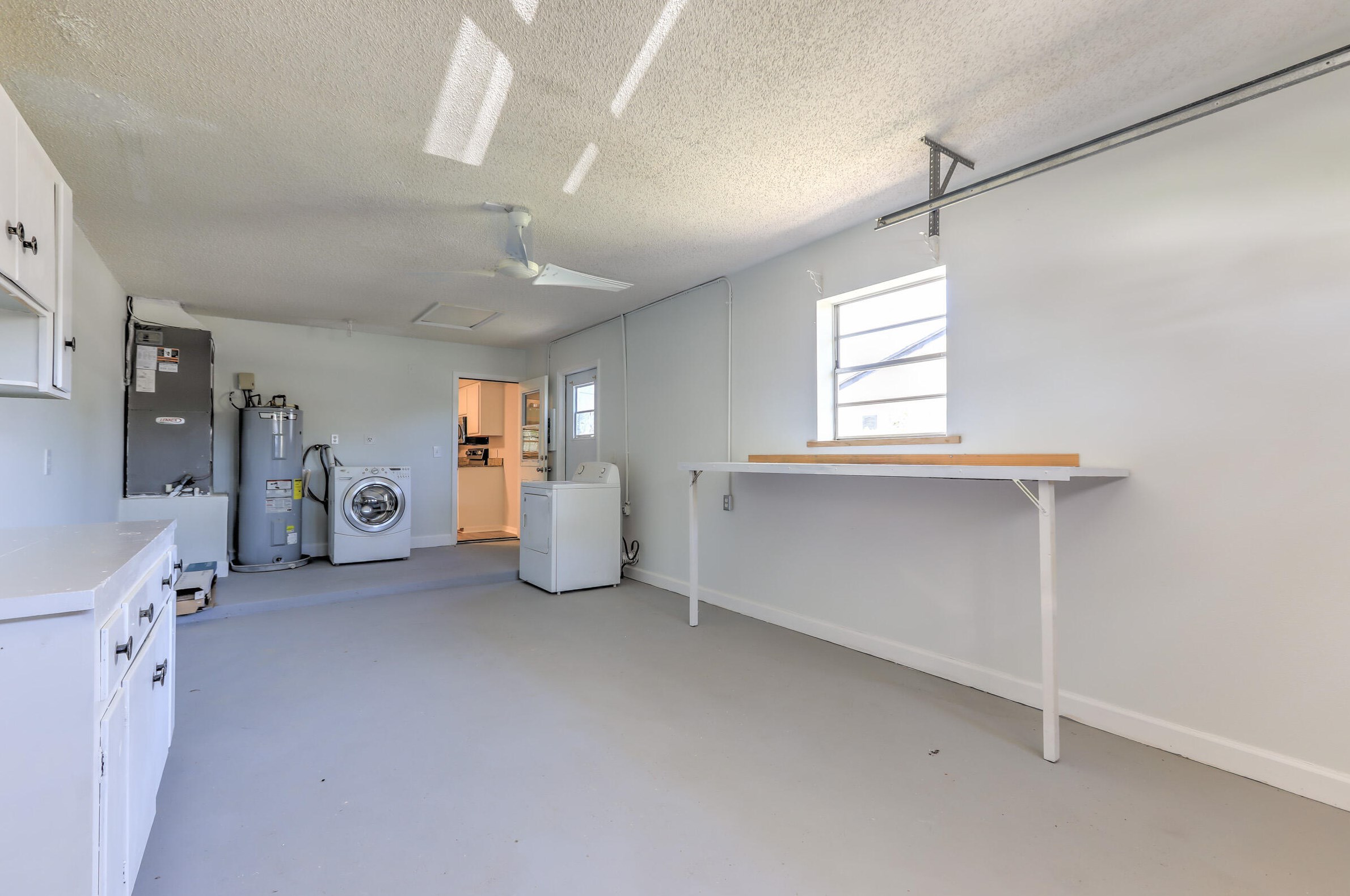 550 Anchor Ln, Fort Pierce FL  34983-2202 exterior