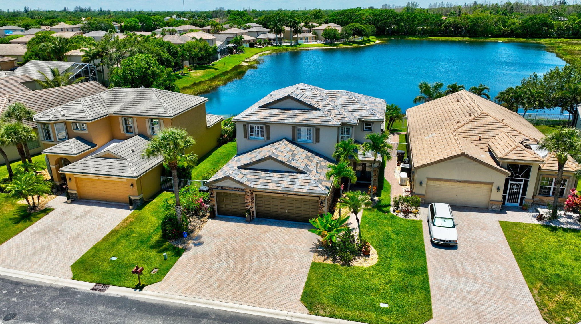 5697 Saddle Trl Ln, Lake Worth FL  exterior