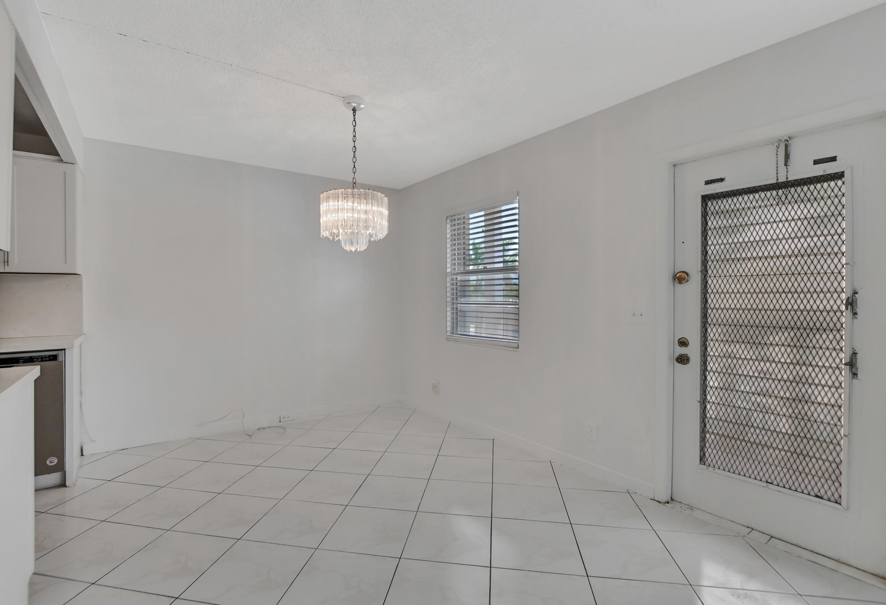 2012 Guildford A, Boca Raton FL 33434-4862 exterior