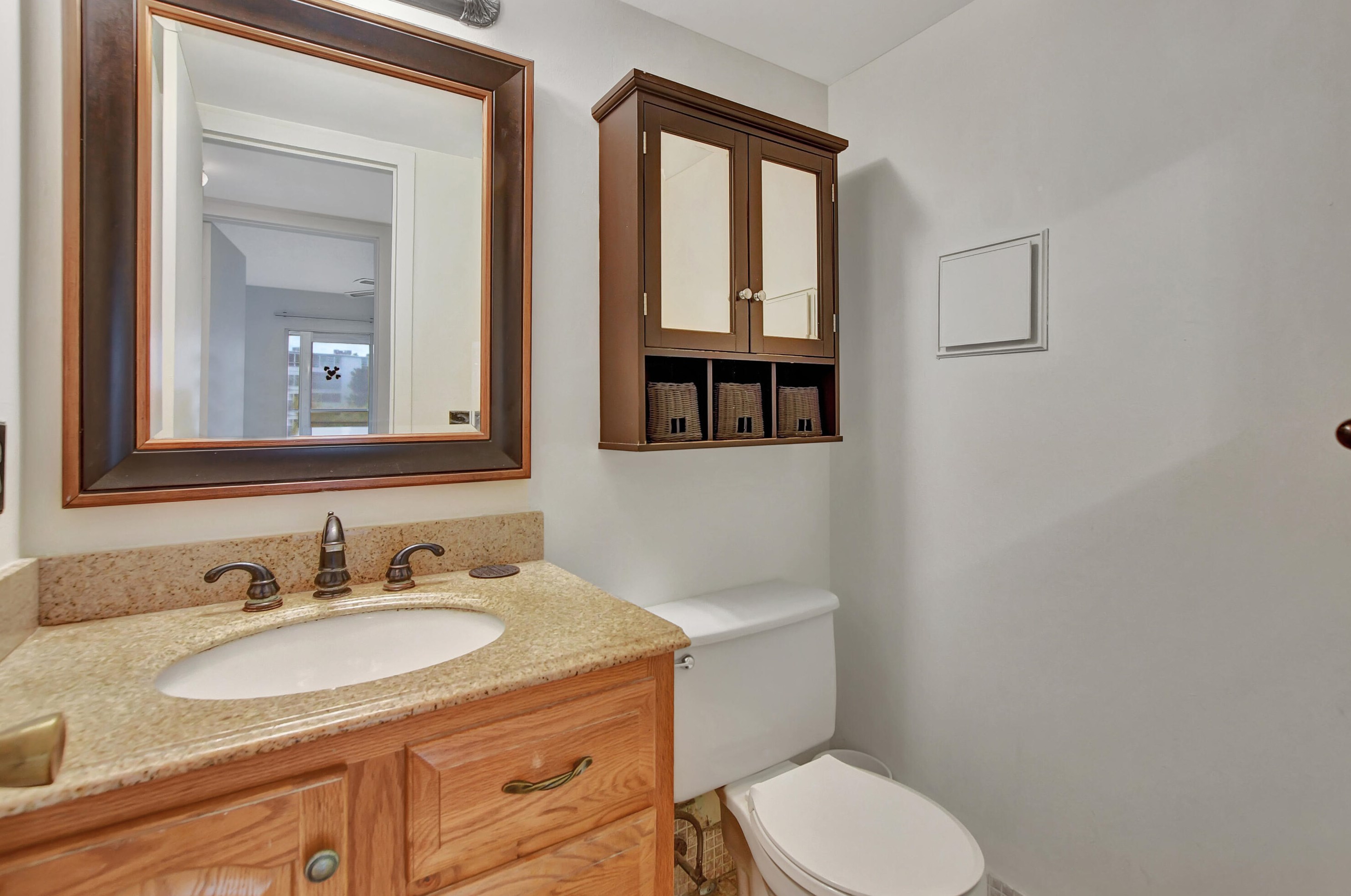 2012 Guildford A, Boca Raton FL 33434-4862 exterior