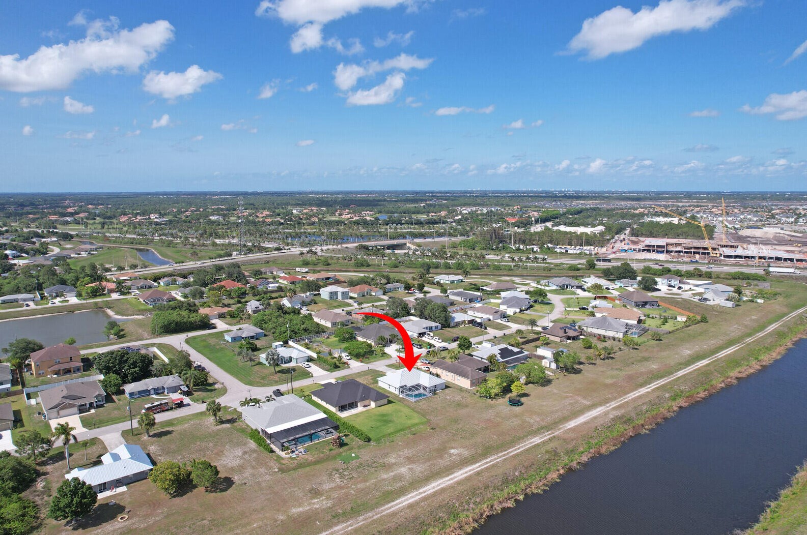 516 Bradshaw Cir, Fort Pierce FL  34953-5539 exterior