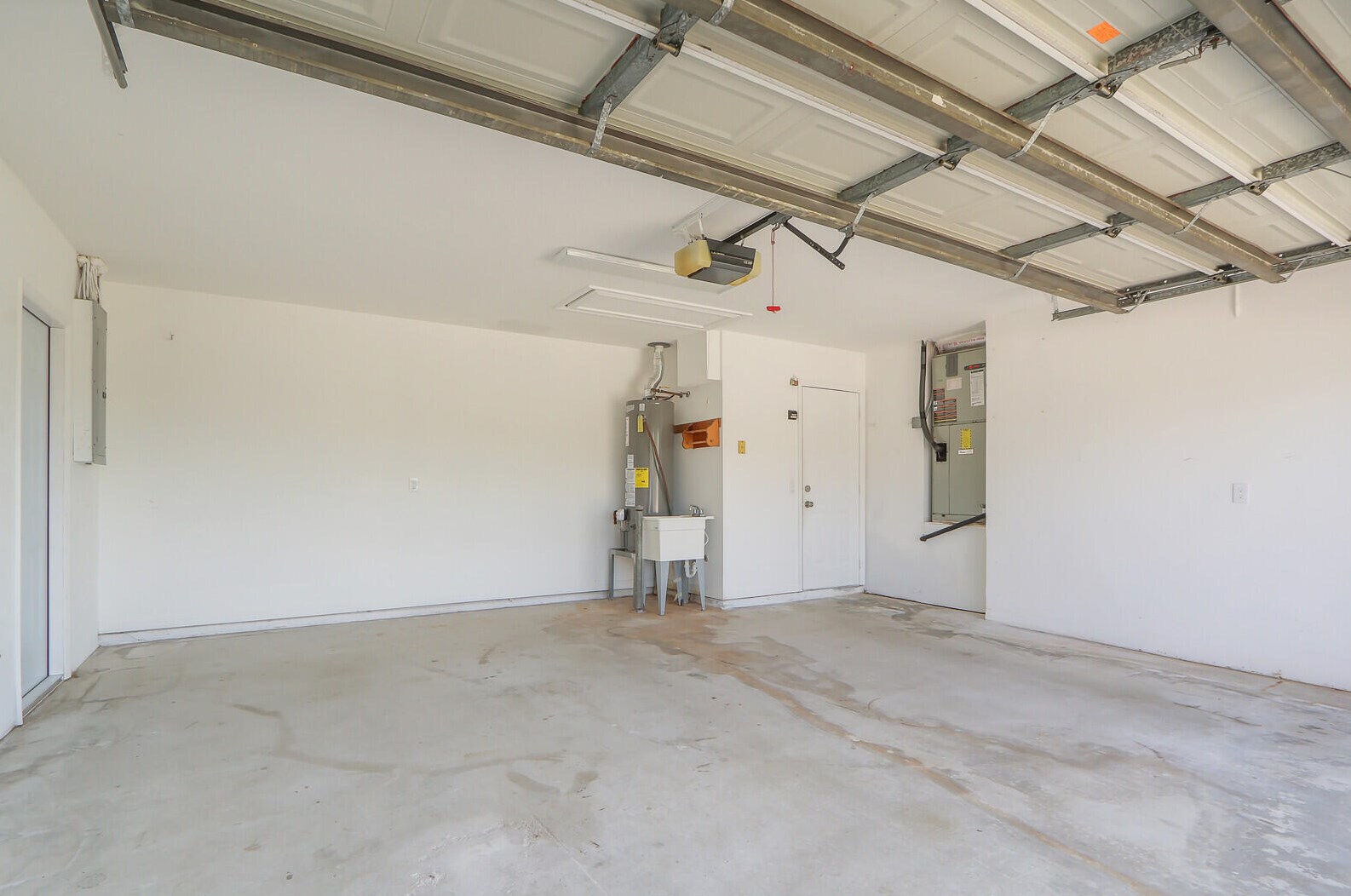 516 Bradshaw Cir, Fort Pierce FL  34953-5539 exterior