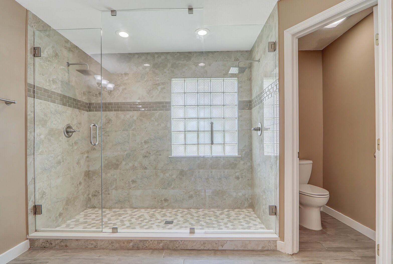 516 Bradshaw Cir, Fort Pierce FL  34953-5539 exterior