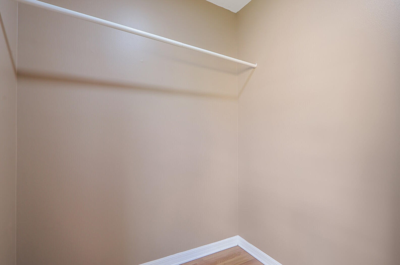 516 Bradshaw Cir, Fort Pierce FL  34953-5539 exterior