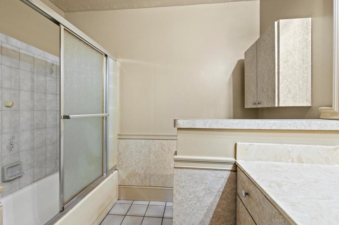 1821 Altman Ave, Fort Pierce FL  34953-1075 exterior