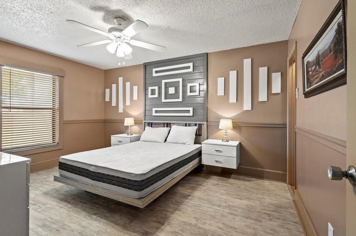 1821 Altman Ave, Fort Pierce FL  34953-1075 exterior