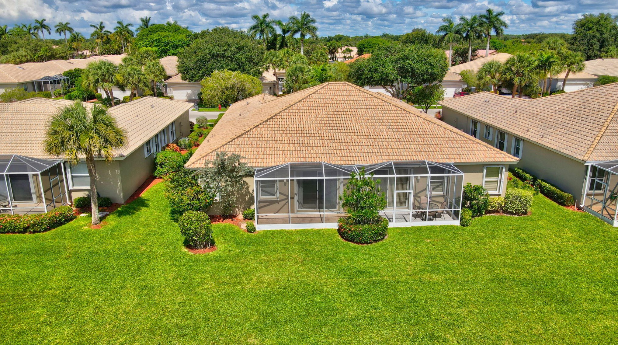 10549 Royal Caribbean Cir, Boynton Beach FL  33437-4285 exterior