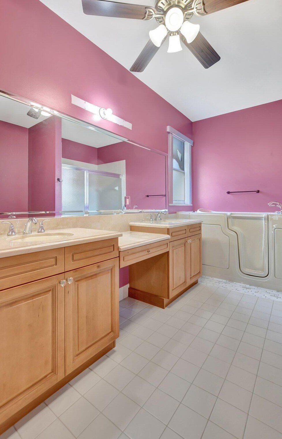 10549 Royal Caribbean Cir, Boynton Beach FL  33437-4285 exterior