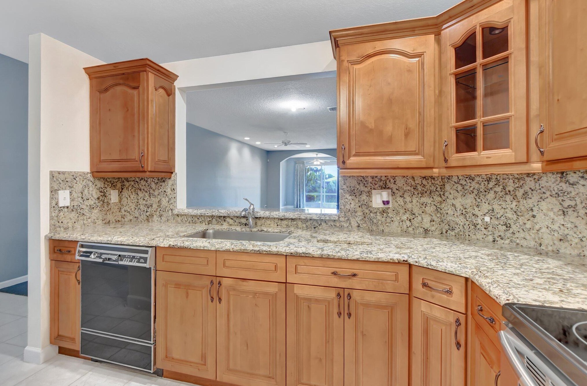 10549 Royal Caribbean Cir, Boynton Beach FL  33437-4285 exterior