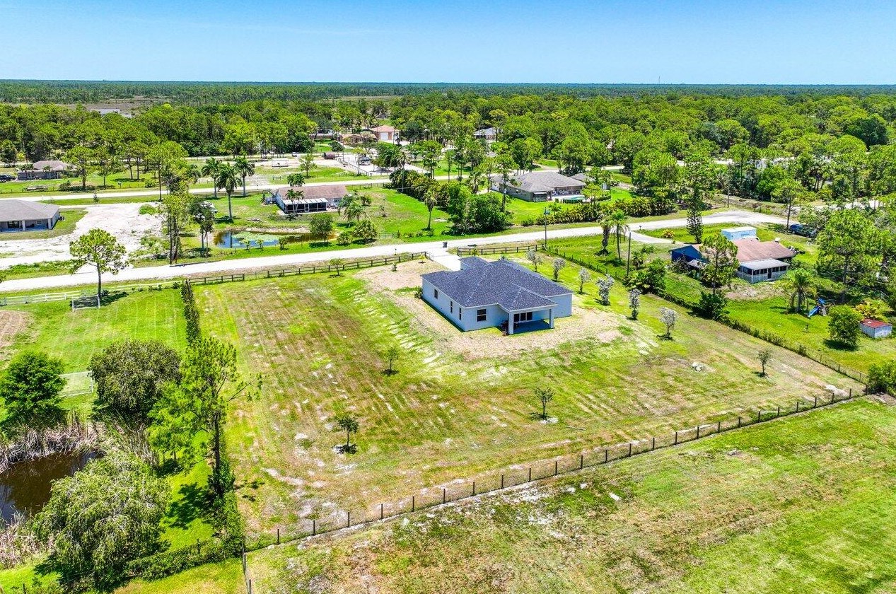 18306 91st Pl, Town Of Loxahatchee Groves FL  33470-5119 exterior